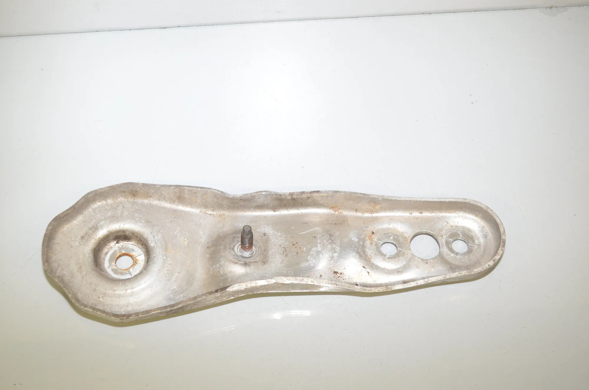 Bracket – OEM 6878763 · BMW X5 (G05) (2018 - -) xDrive M 50 d 2019 – 2