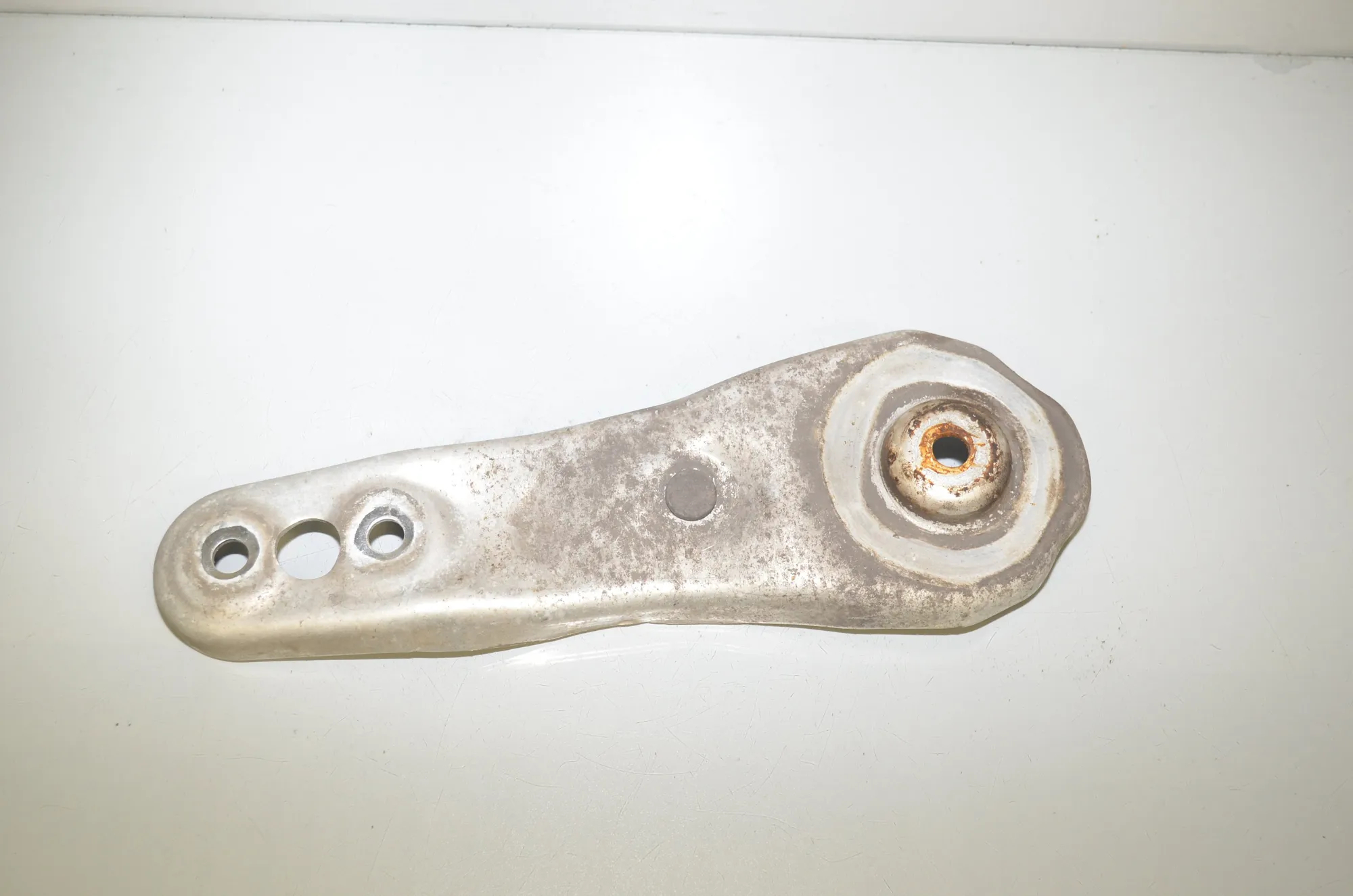 Bracket – OEM 6878763 · BMW X5 (G05) (2018 - -) xDrive M 50 d 2019 – 4