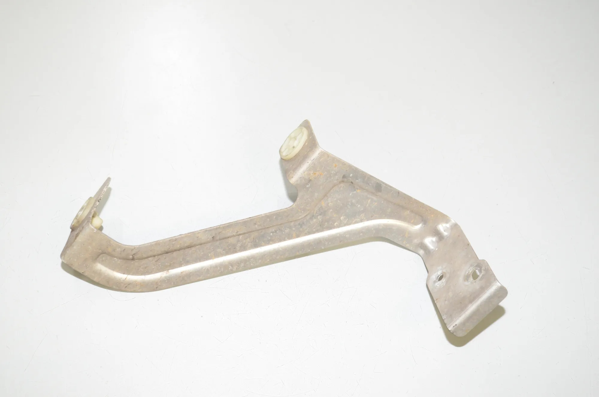 Bracket – OEM 7428100 · BMW X5 (G05) (2018 - -) xDrive M 50 d 2019 – 4