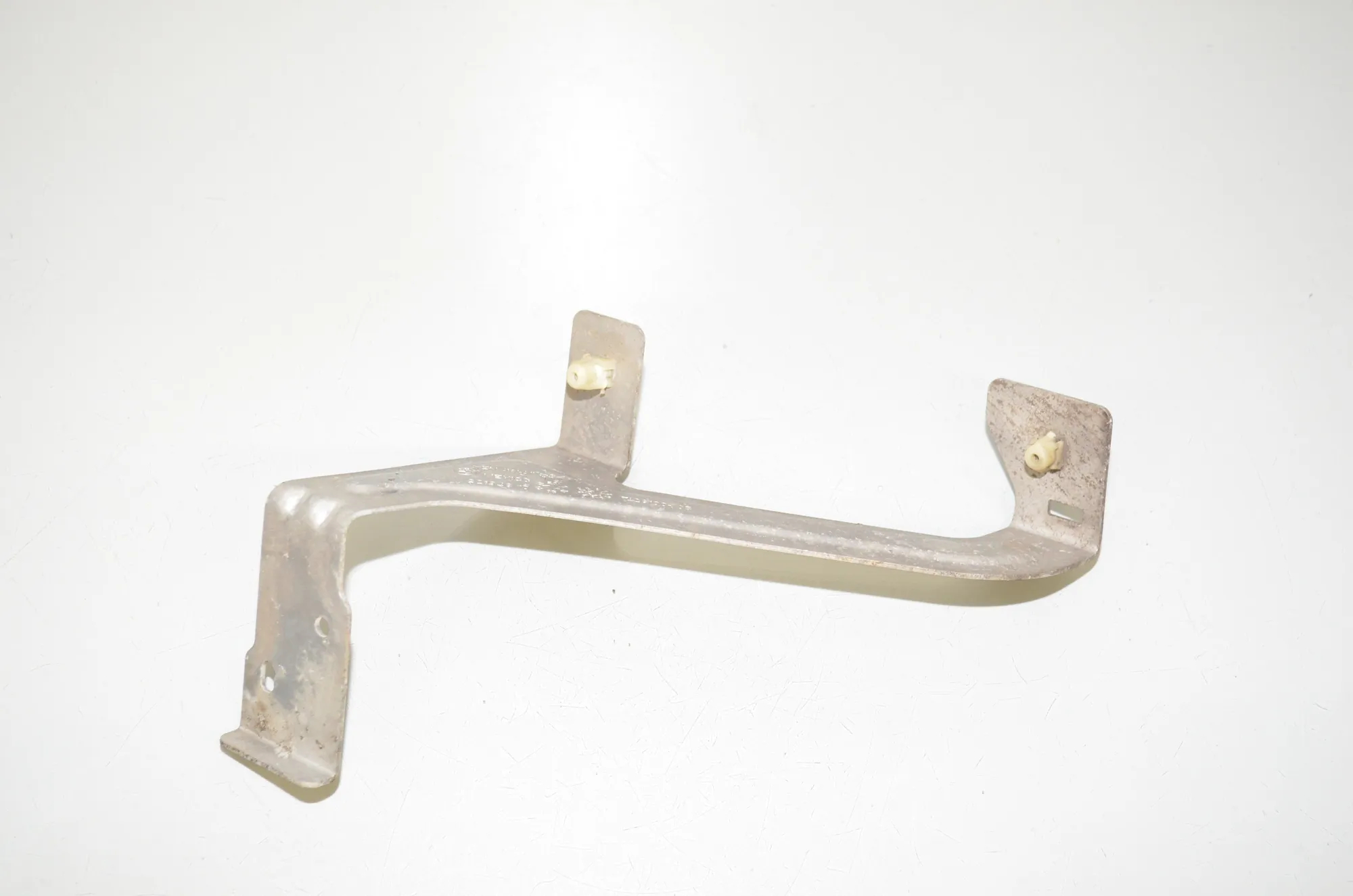 Bracket – OEM 7428100 · BMW X5 (G05) (2018 - -) xDrive M 50 d 2019 – 2