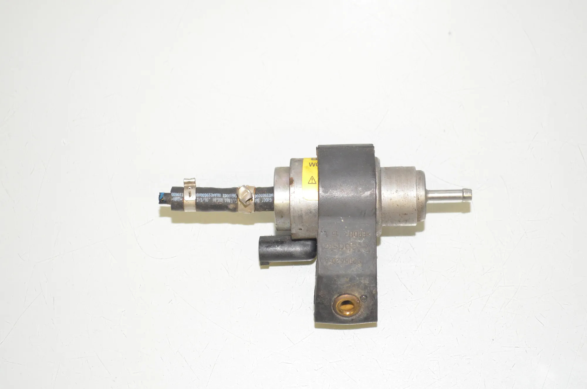 Webasto Heater Pump – OEM 6805305 · BMW X5 (G05) (2018 - -) xDrive M 50 d 2019 – 3