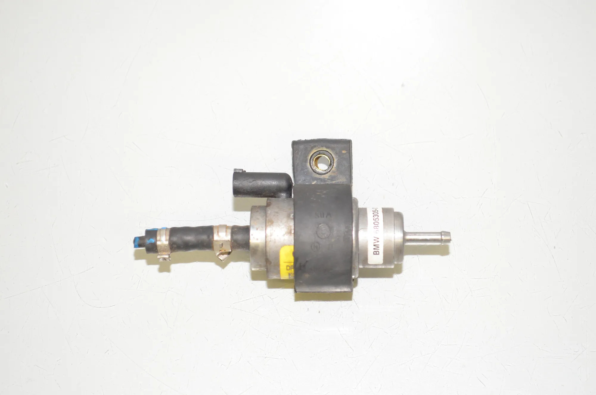 Webasto Heater Pump – OEM 6805305 · BMW X5 (G05) (2018 - -) xDrive M 50 d 2019 – 2