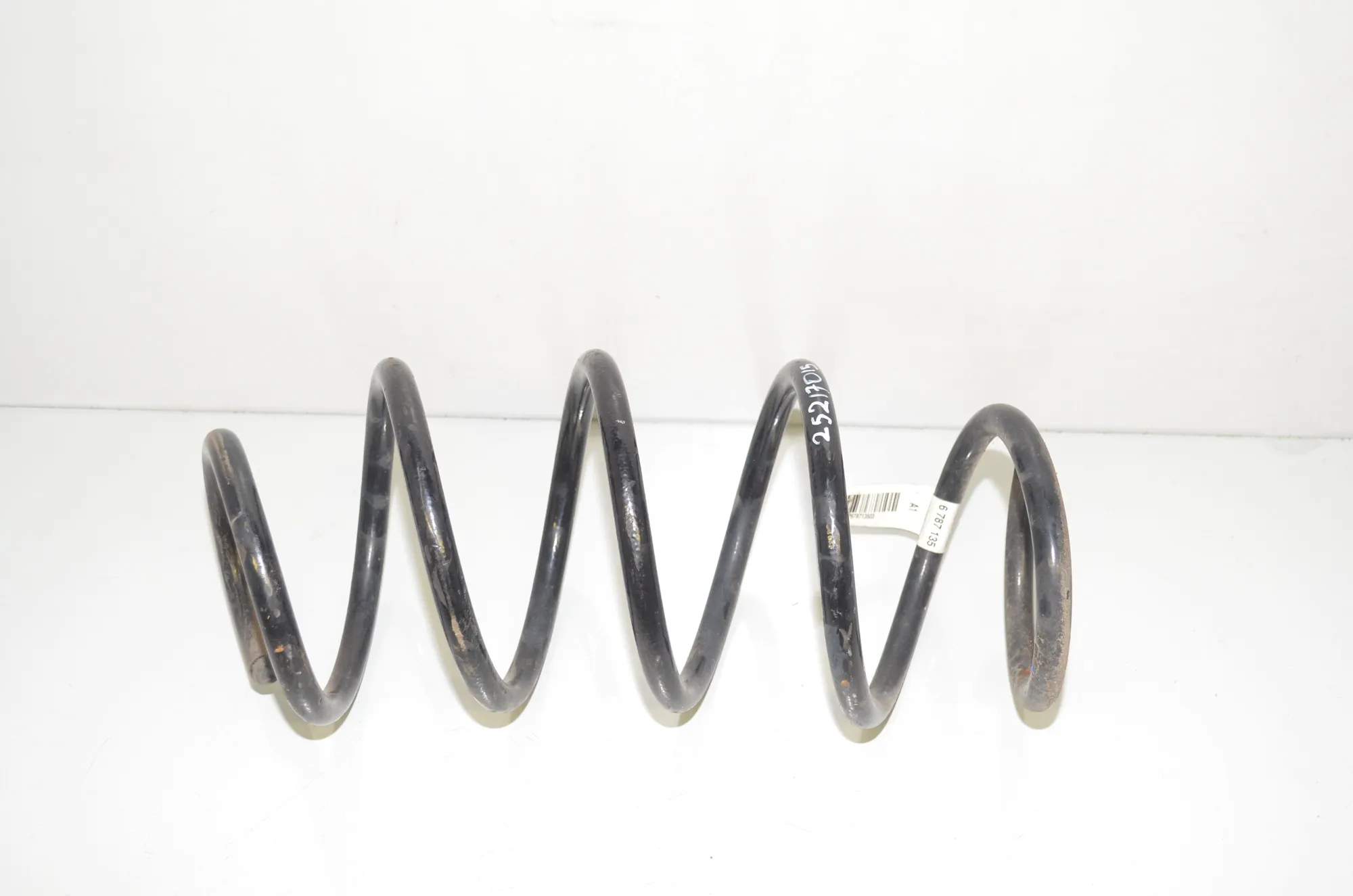 Front Right Coil Spring – OEM 6787135 · BMW X3 (F25) sDrive 20 i 2014 – 2