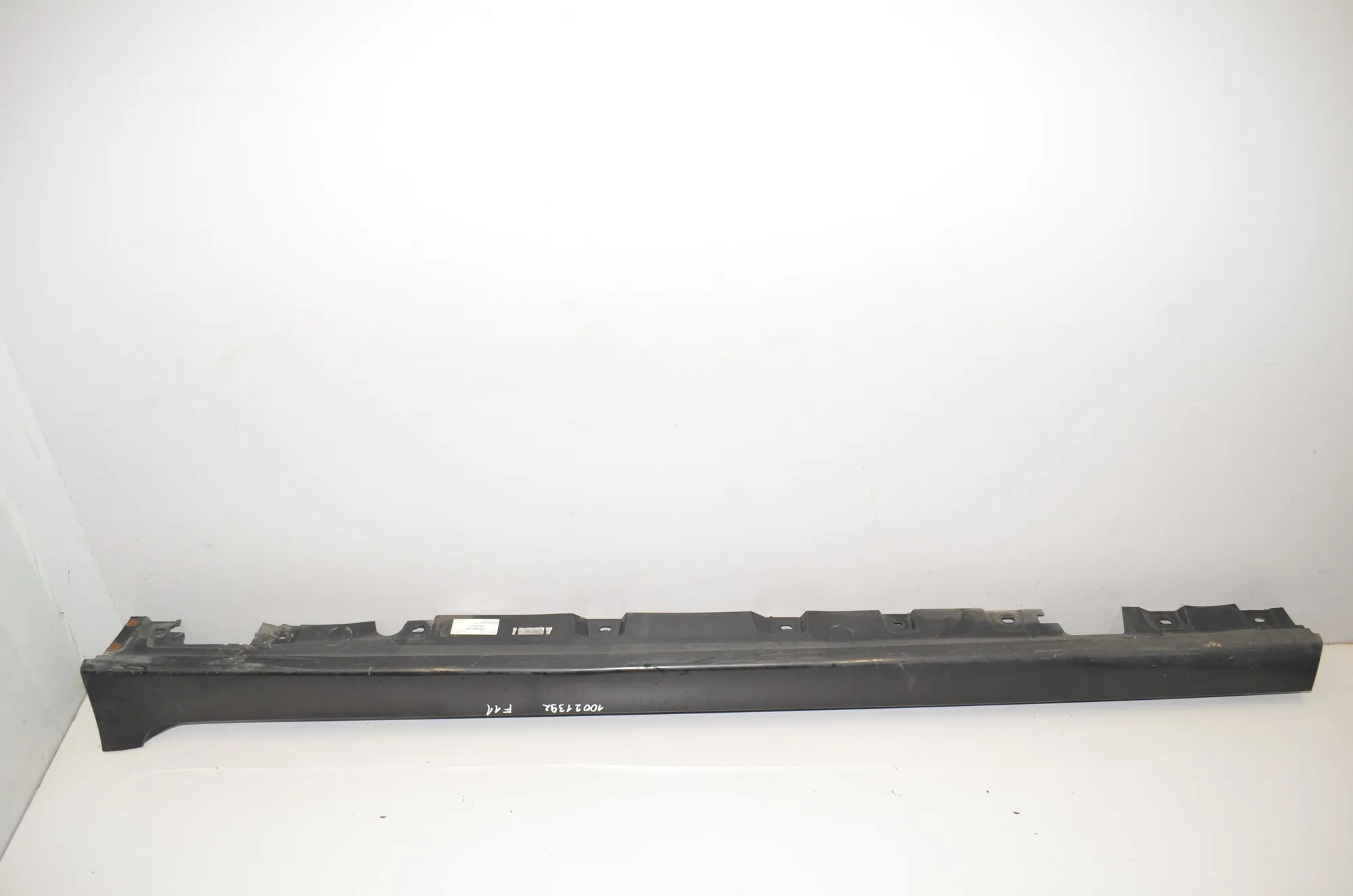 Left Side Plastic Sideskirt Cover – OEM 7237081 · BMW 5 Touring (F11) 525 d 2010 – 2