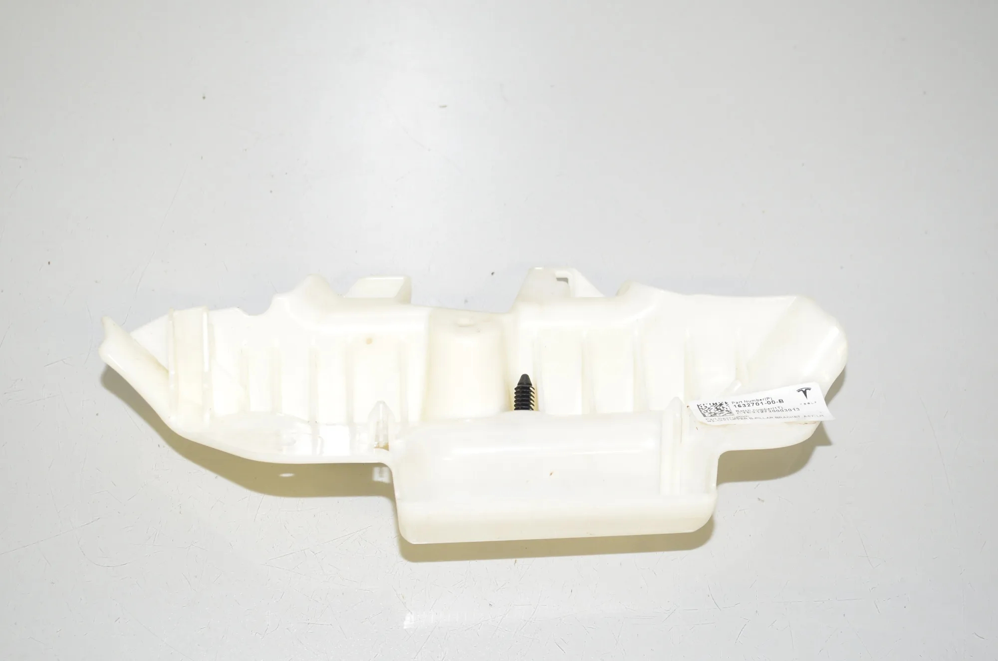 Other Interior Parts – OEM 1632701-00-B · TESLA MODEL 3 (2018 - -) EV 2021 – 4