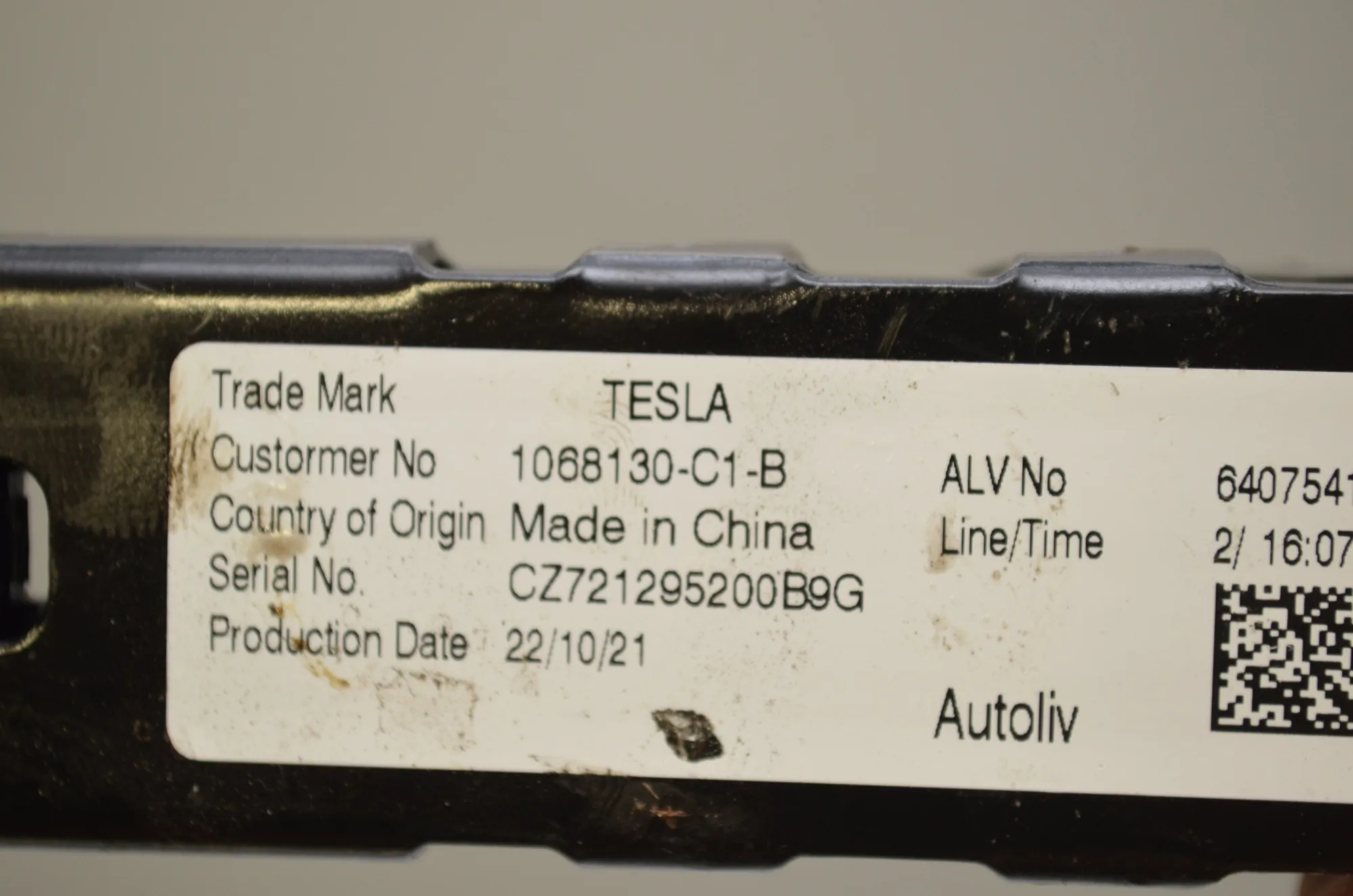 Bracket – OEM 1068130-C1-B · TESLA MODEL 3 (2018 - -) EV 2021 – 5