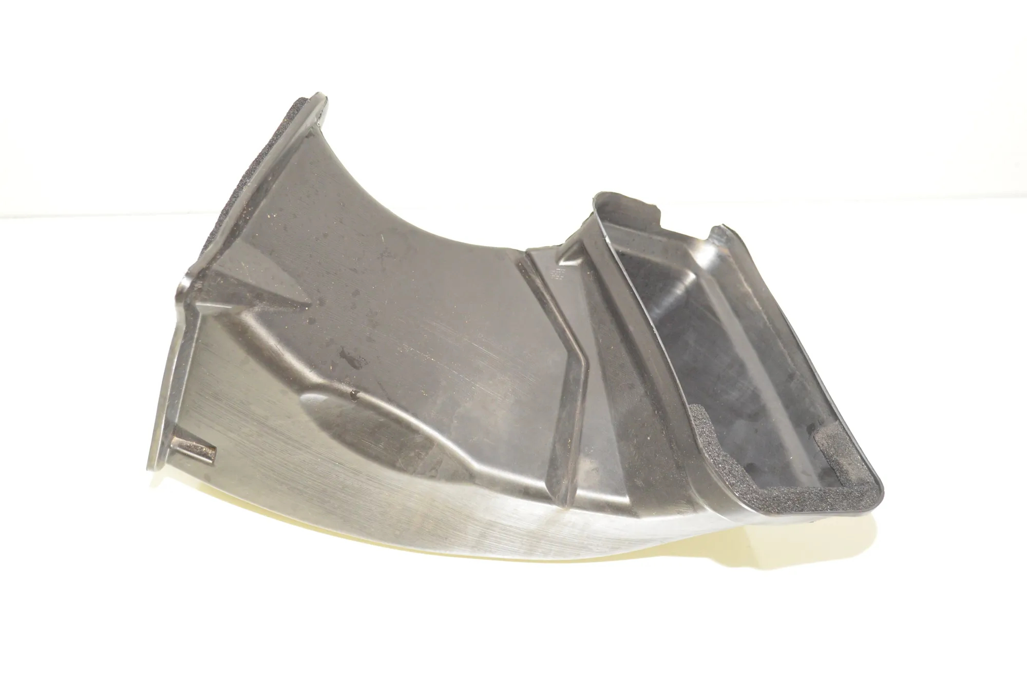 Interior Air Duct Channel – OEM 1588274-00-A · TESLA MODEL 3 (2018 - -) EV 2021 – 3
