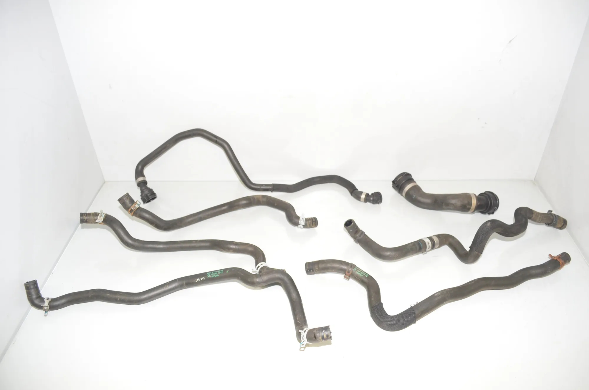Coolant Hose Pipe – OEM 9119168 · BMW 5 Touring (F11) 530 d 2013