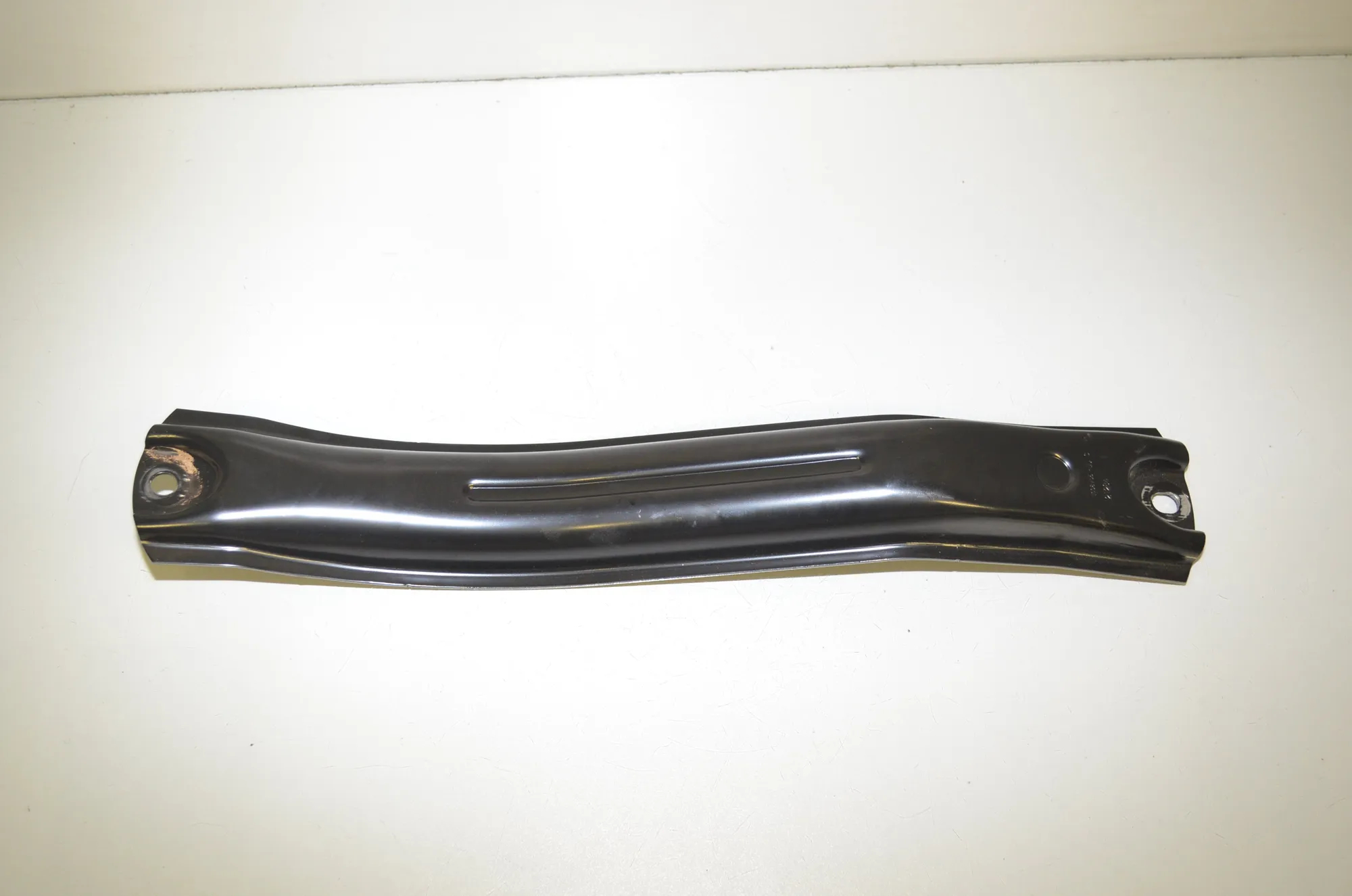 Bracket – OEM 1098705-00-C · TESLA MODEL 3 (2018 - -) EV 2021 – 3