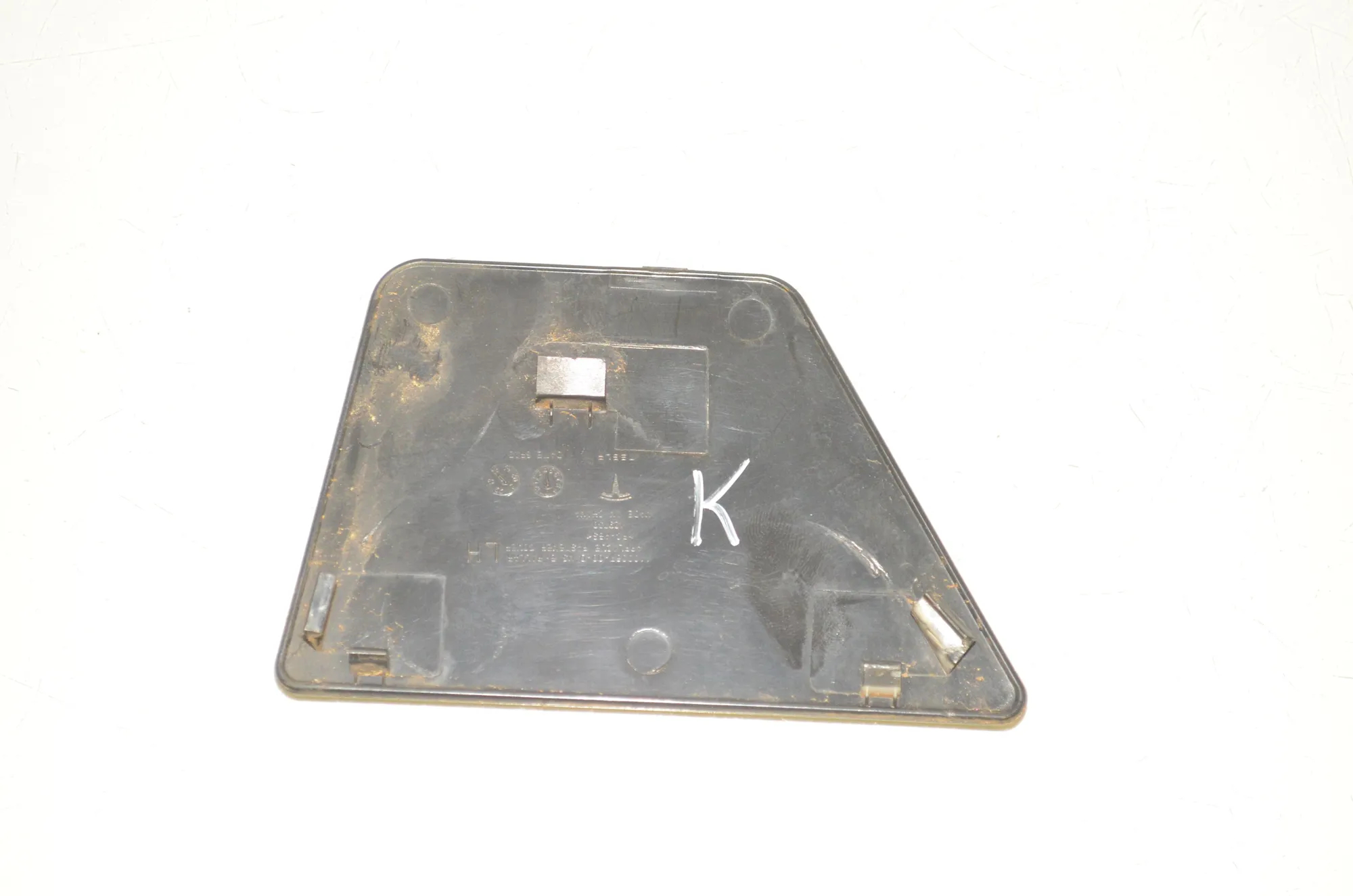 Other Body Parts – OEM 1100087-00-D · TESLA MODEL 3 (2018 - -) EV 2021 – 4