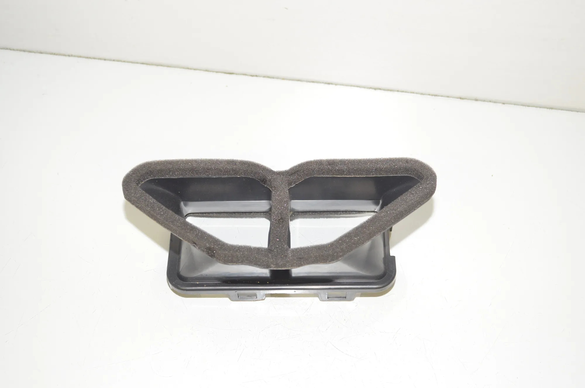 Air Intake Duct Part – OEM 1083377-00-D · TESLA MODEL 3 (2018 - -) EV 2021 – 3