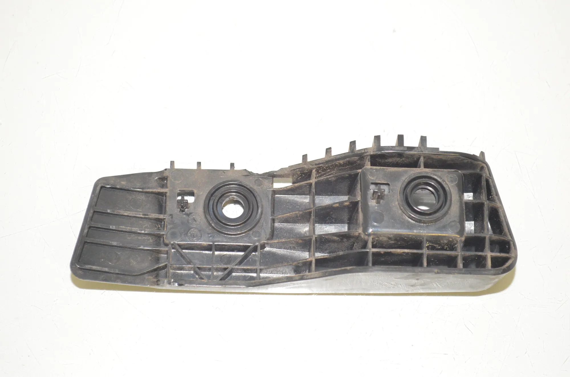 Bracket – OEM 1083993-0-E · TESLA MODEL 3 (2018 - -) EV 2021 – 3