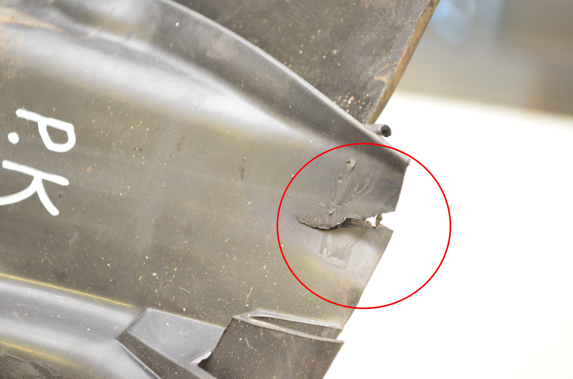 Front Left Door Rubber Seal – OEM 1090496-00-E · TESLA MODEL 3 (2018 - -) EV 2021 – 5