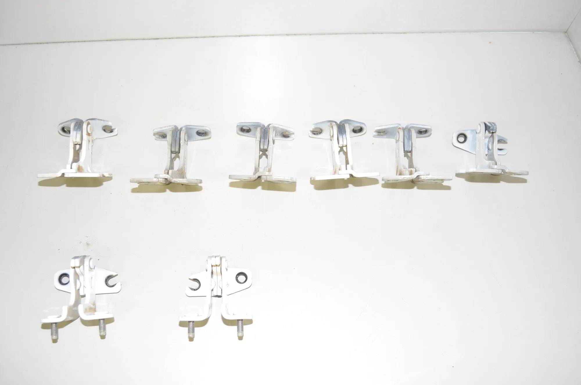Door Upper Hinges – OEM 1101034-00-F · TESLA MODEL 3 (2018 - -) EV 2021 – 4