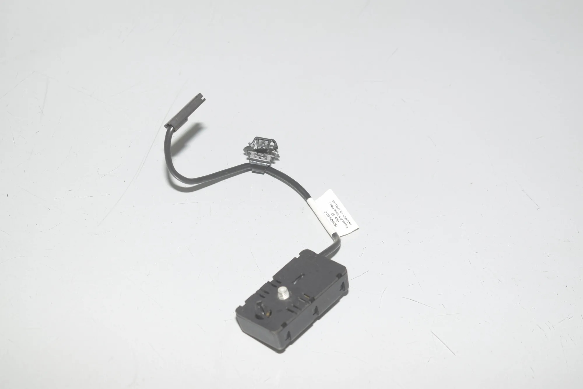 Antenna – OEM 1509420-00-C · TESLA MODEL 3 (2018 - -) EV 2021 – 2
