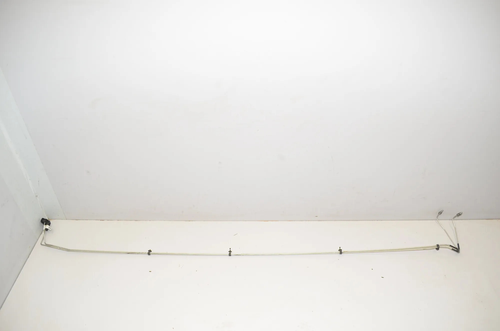 Other tubes – OEM 1044713-00-D · TESLA MODEL 3 (2018 - -) EV 2021 – 2