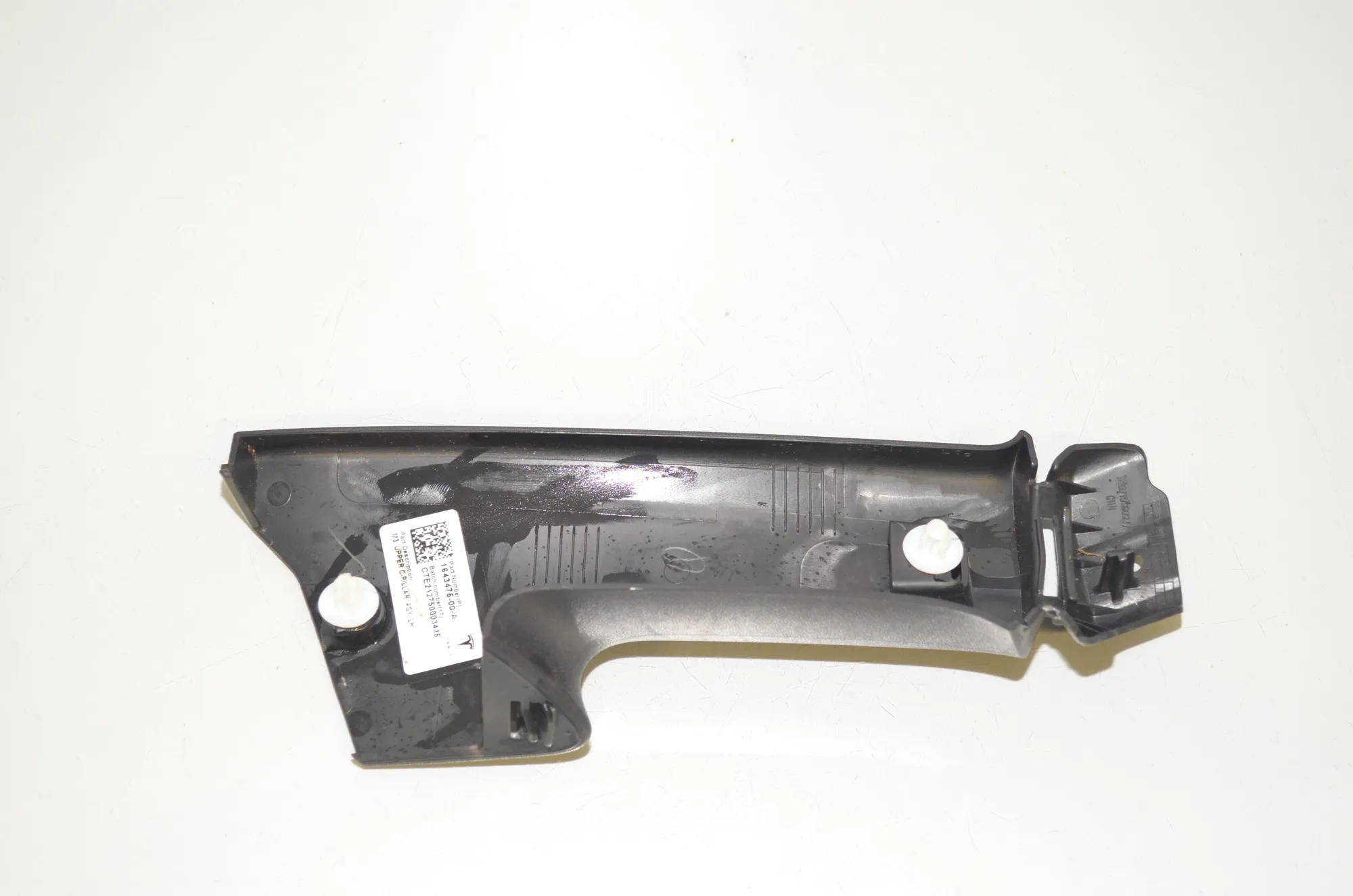 Rear Left Pillar Trim – OEM 1643475-00-A · TESLA MODEL 3 (2018 - -) EV 2021 – 3