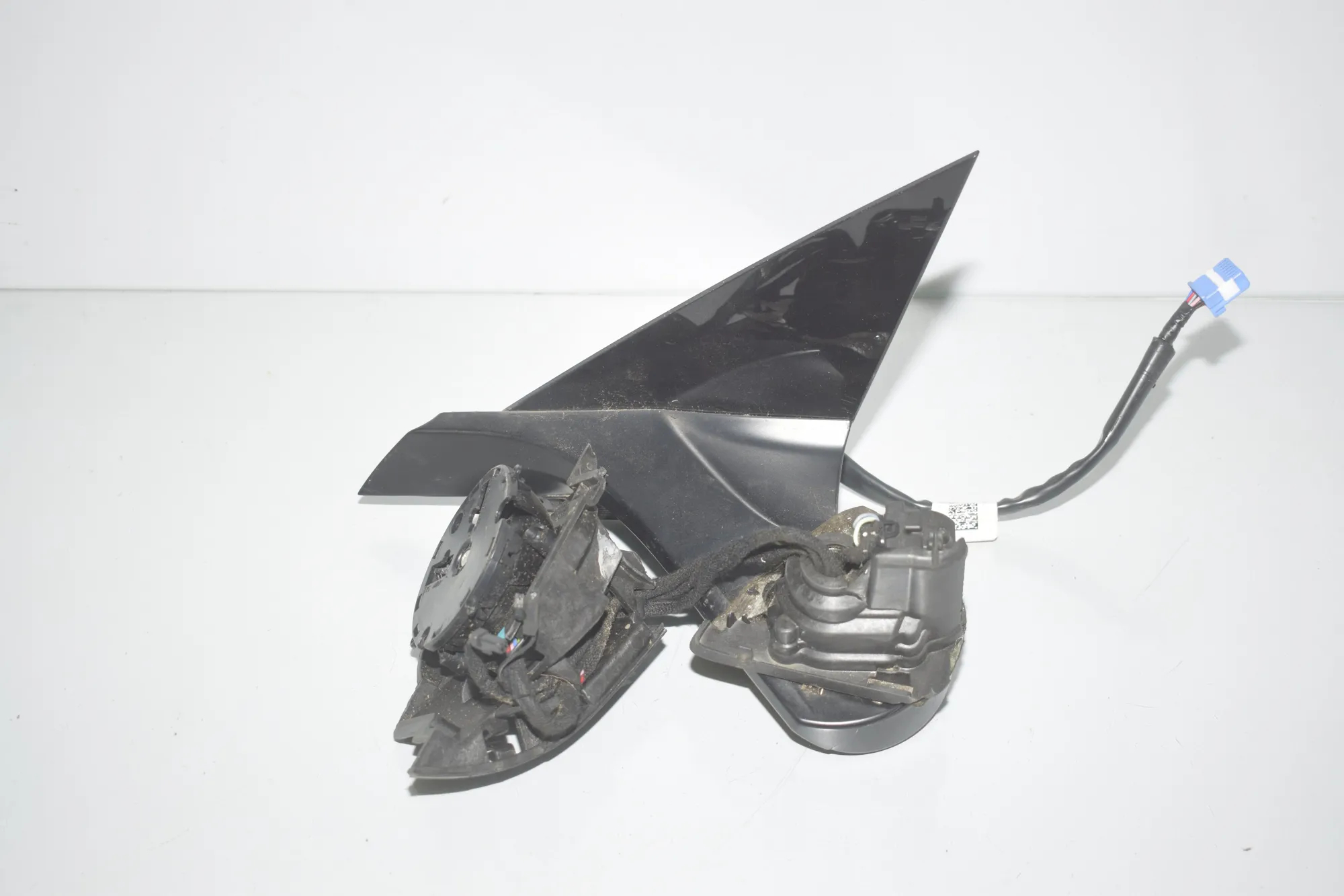 Front Left Door Mirror Frame – OEM 1592033-00-C · TESLA MODEL 3 (2018 - -) EV 2021