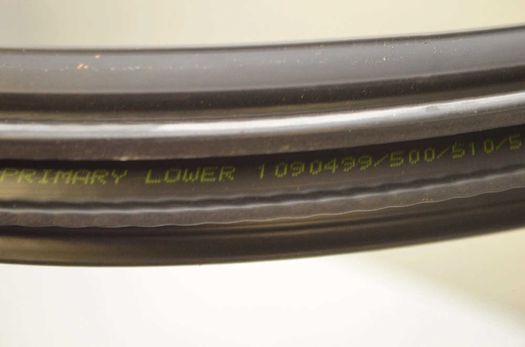 Rear Right Door Seal Rubber – OEM 1090499 · TESLA MODEL 3 (2018 - -) EV 2021 – 5