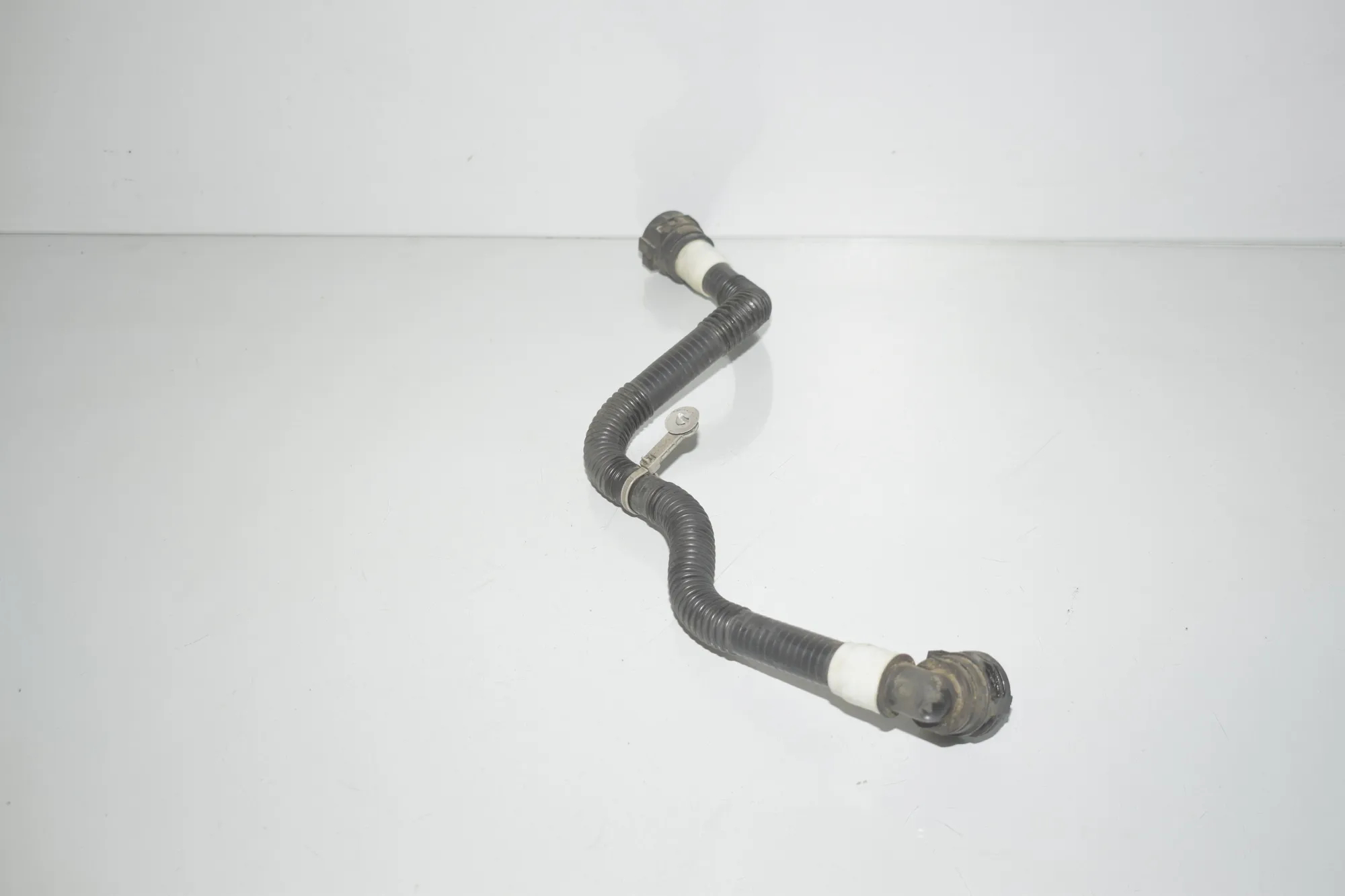 Other tubes – OEM 1629594-00-B · TESLA MODEL 3 (2018 - -) EV 2021 – 3