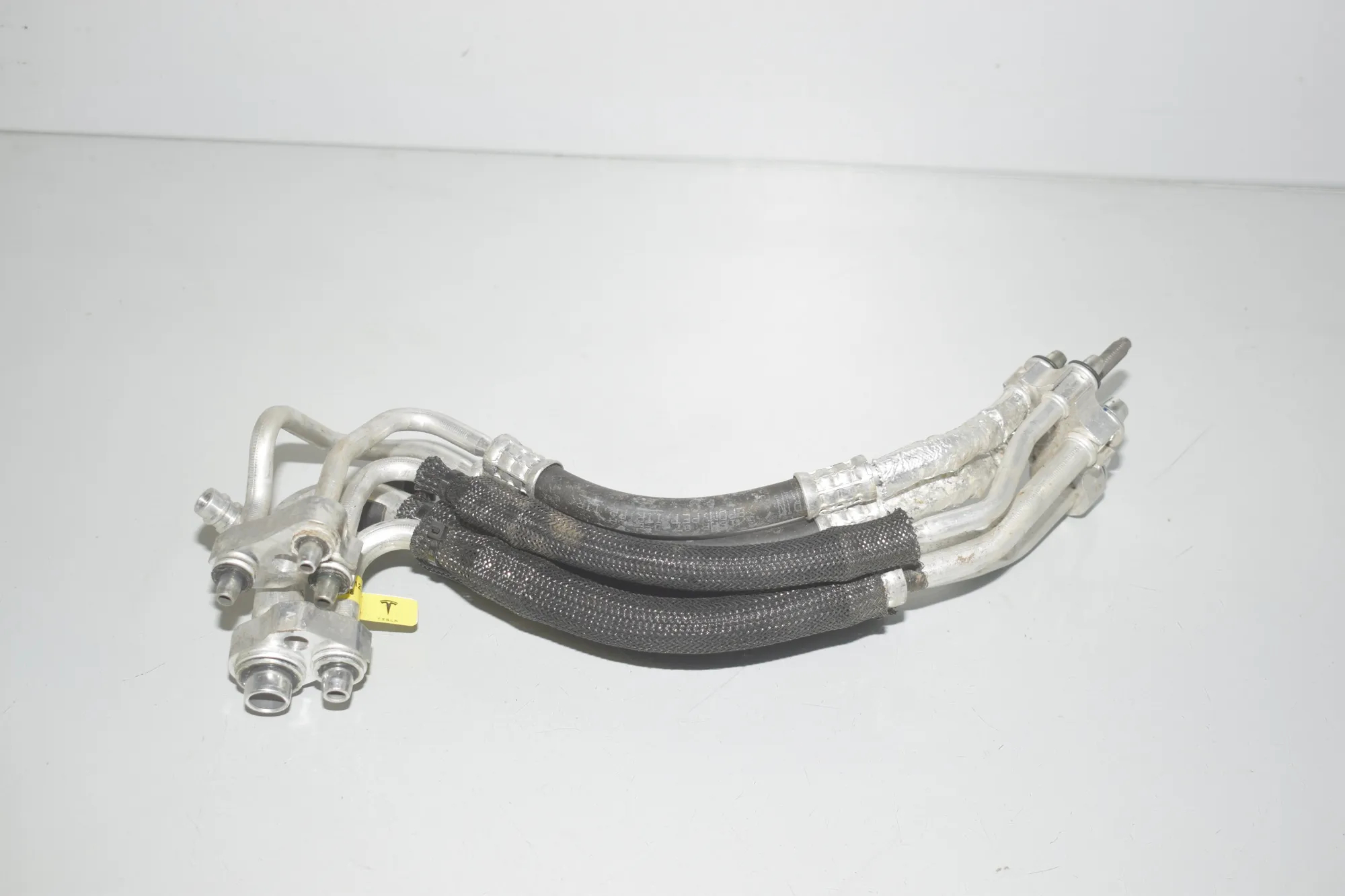 A/C Air Con Hose Pipe – OEM 1626701-00-D · TESLA MODEL 3 (2018 - -) EV 2021 – 2