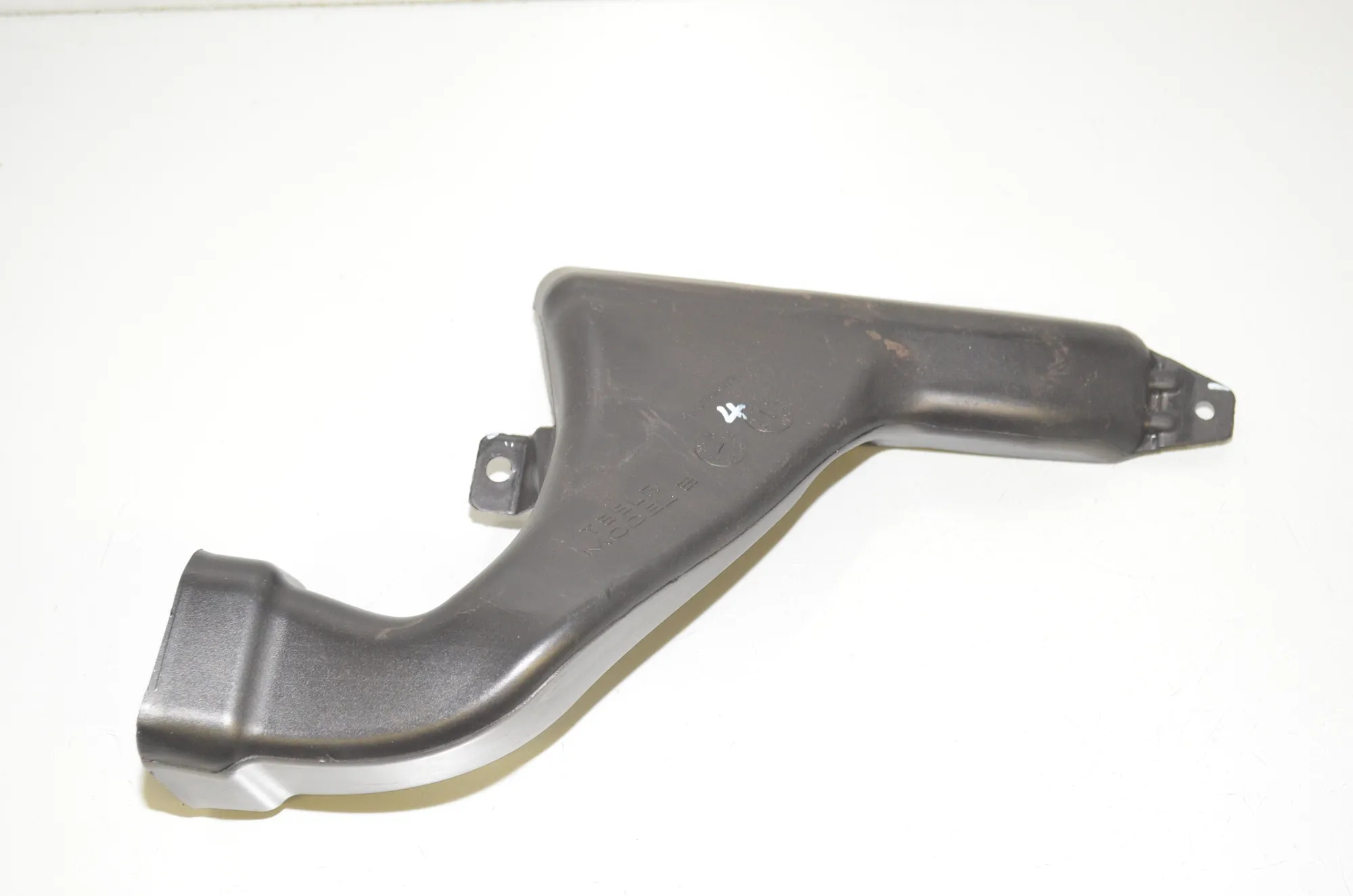 Interior Air Duct Channel – OEM 1100544-00-D · TESLA MODEL 3 (2018 - -) EV 2021