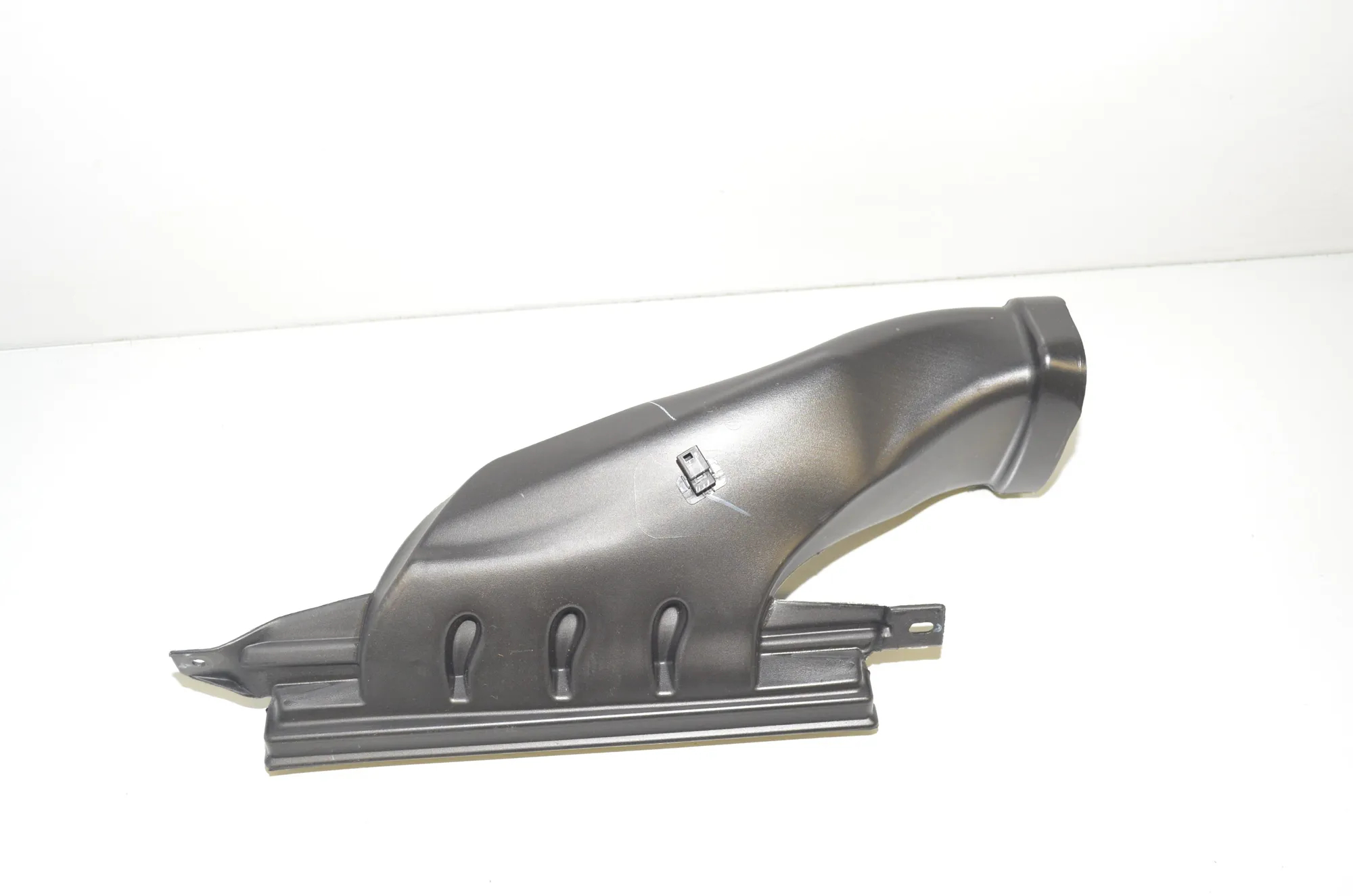 Interior Air Duct Channel – OEM 1083389-00-E · TESLA MODEL 3 (2018 - -) EV 2021