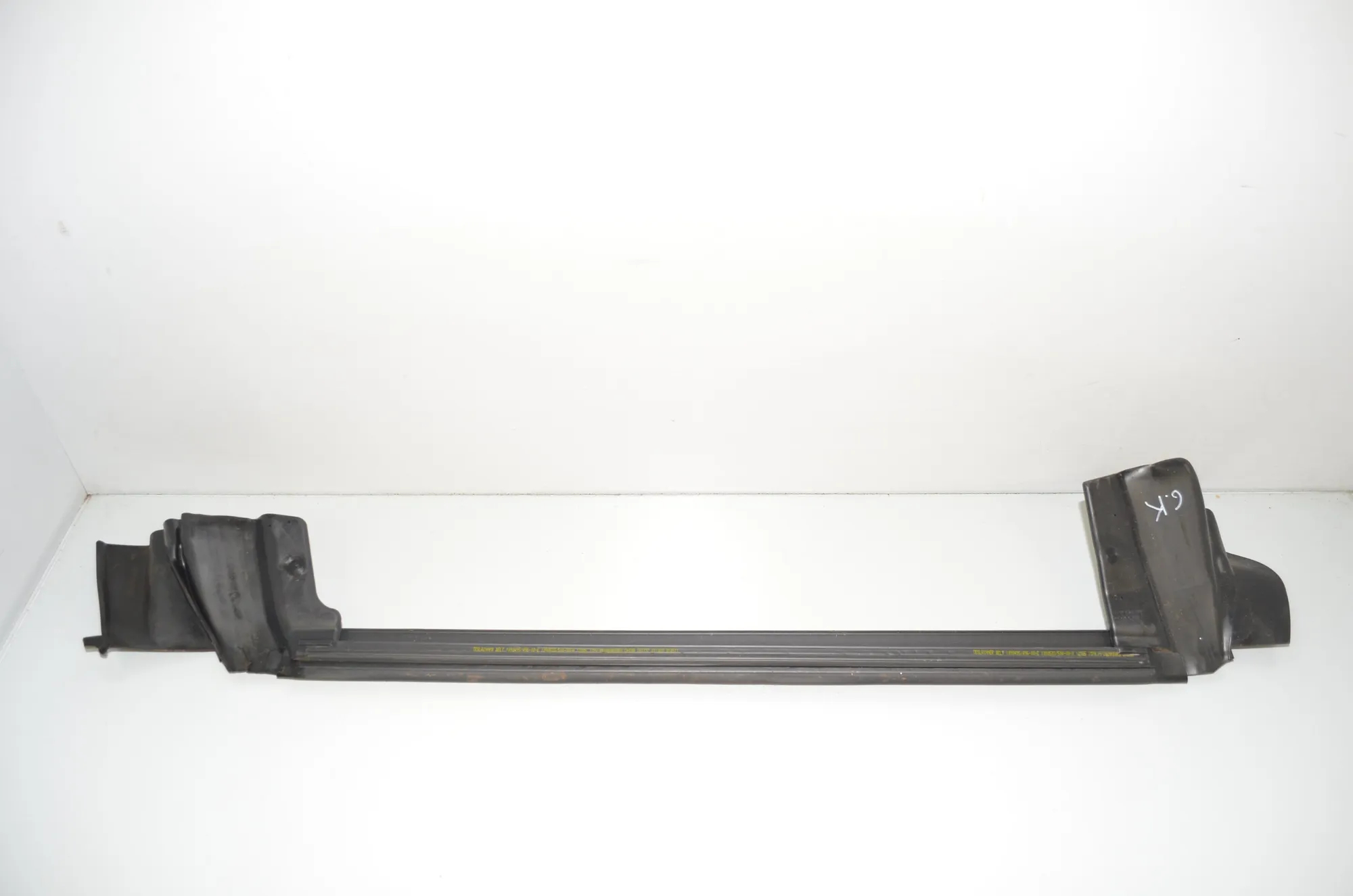 Rear Left Door Rubber Seal – OEM 1090495-00-E · TESLA MODEL 3 (2018 - -) EV 2021 – 2