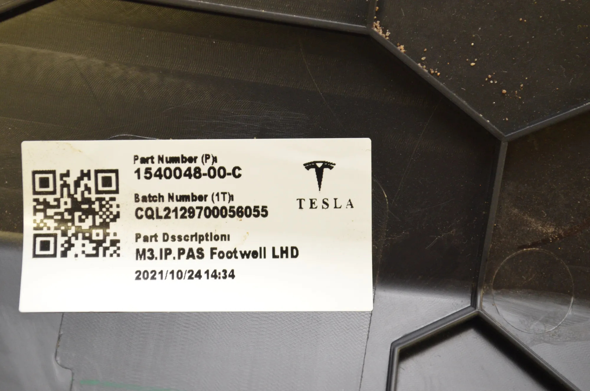 Dashboard Lower Trim – OEM 1540048-00-C · TESLA MODEL 3 (2018 - -) EV 2021 – 5