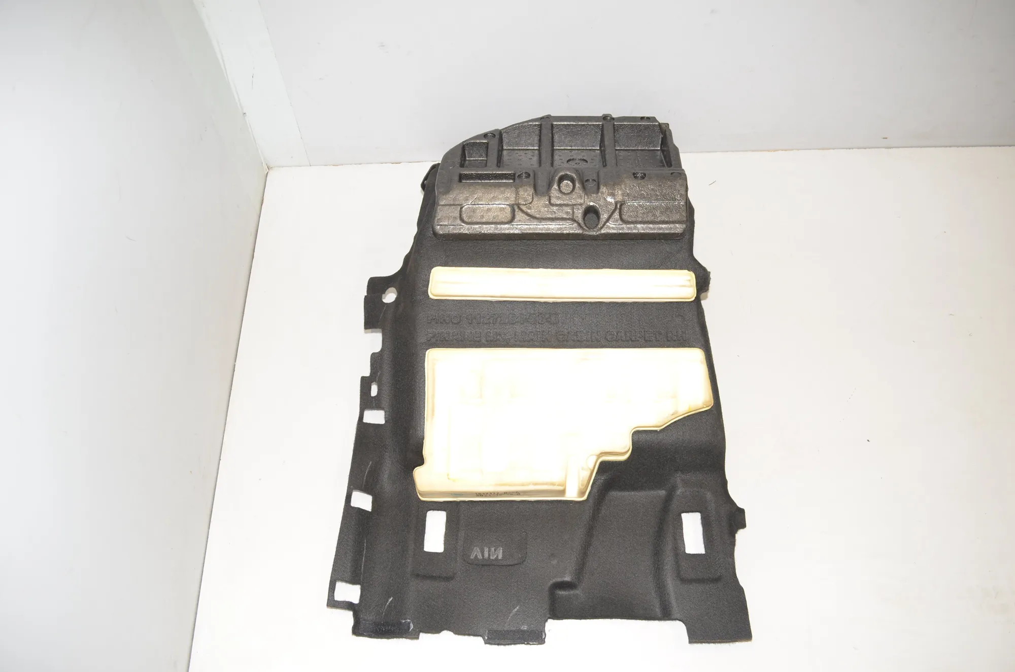 Interior Mat – OEM 1617177-00-A · TESLA MODEL 3 (2018 - -) EV 2021 – 3