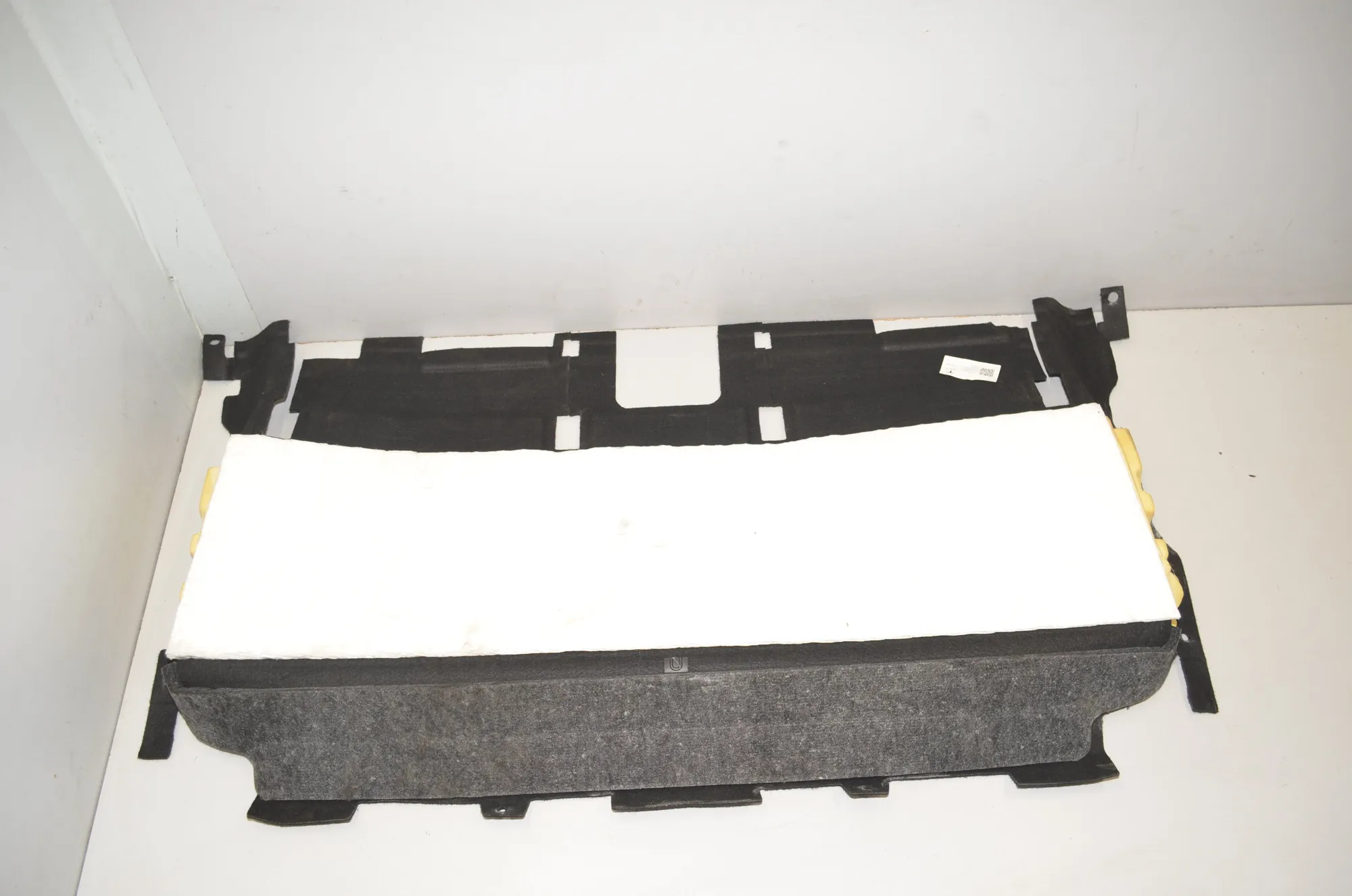 Interior Mat – OEM 1613572-00-A · TESLA MODEL 3 (2018 - -) EV 2021 – 3