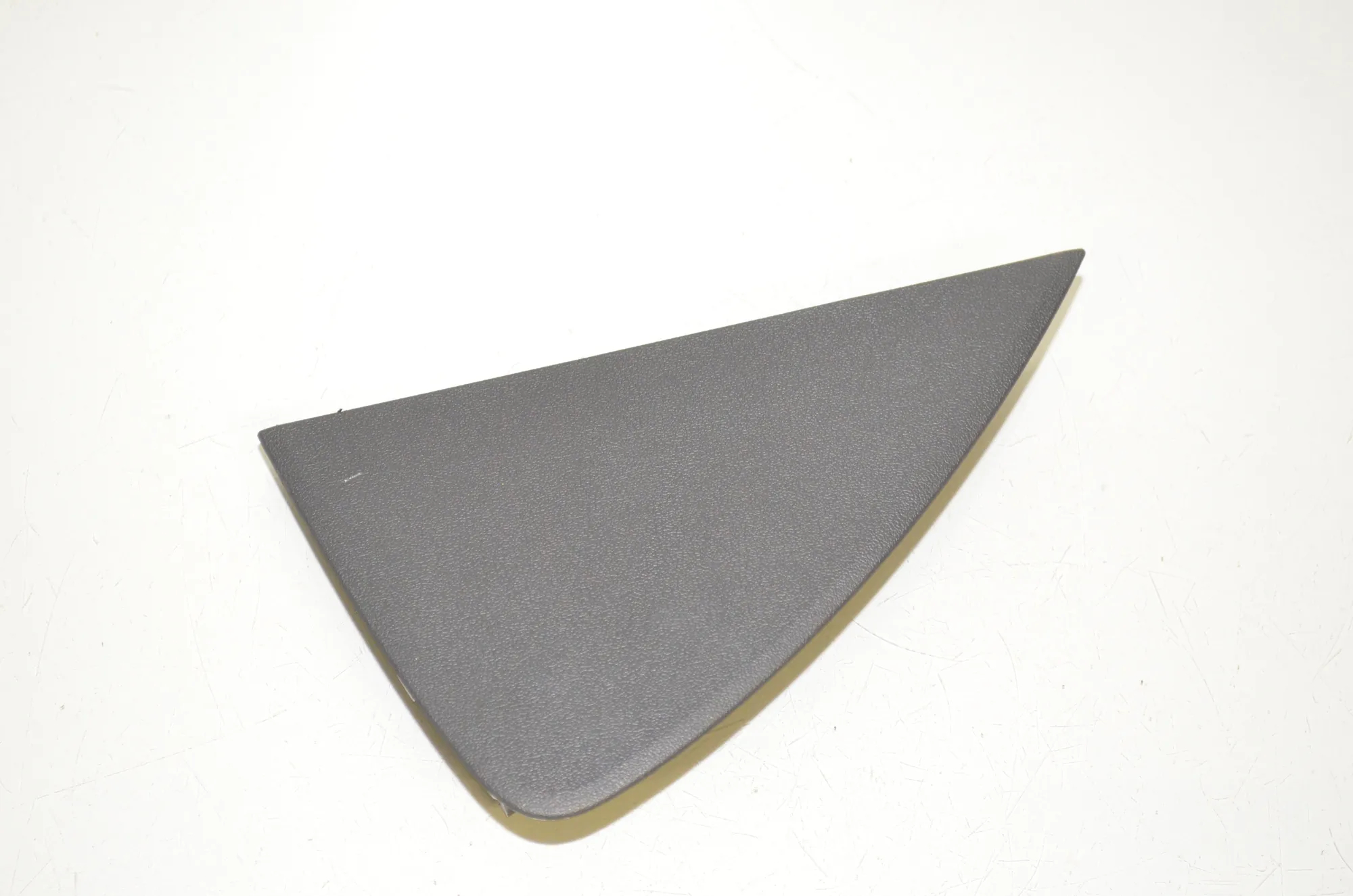 Dashboard Side Trim – OEM 1083362-00-D · TESLA MODEL 3 (2018 - -) EV 2021