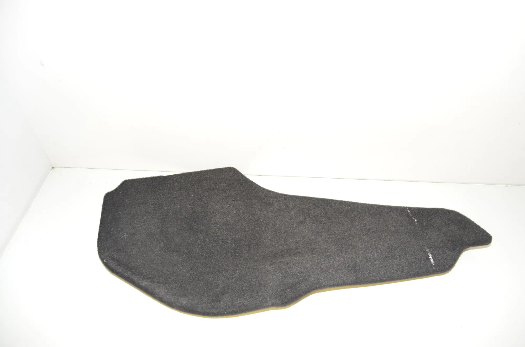Center Console Trim – OEM 1561492-00-A · TESLA MODEL 3 (2018 - -) EV 2021