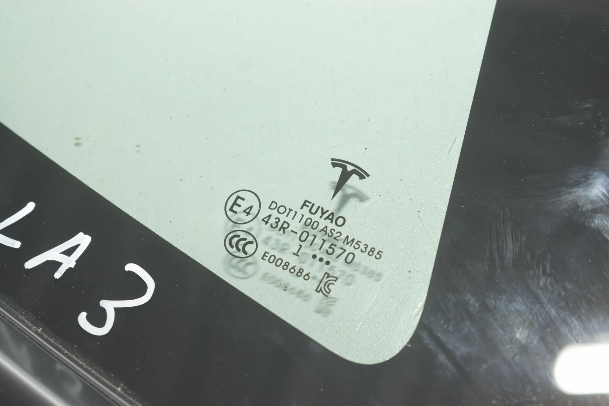 Rear Right Quarter Window – OEM 1098758-00-F · TESLA MODEL 3 (2018 - -) EV 2021 – 4