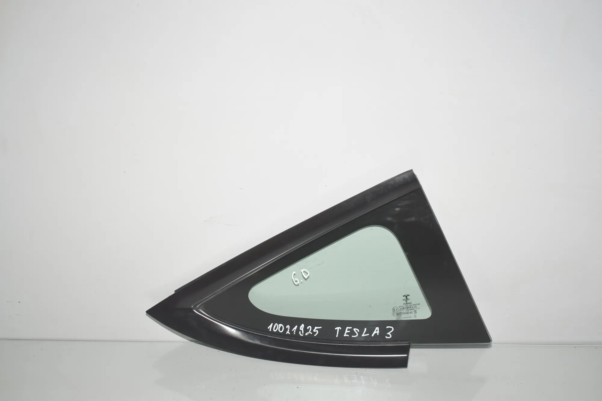 Rear Right Quarter Window – OEM 1098758-00-F · TESLA MODEL 3 (2018 - -) EV 2021