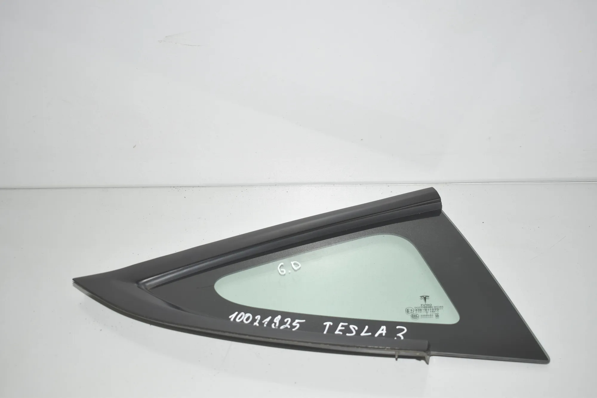 Rear Right Quarter Window – OEM 1098758-00-F · TESLA MODEL 3 (2018 - -) EV 2021 – 2