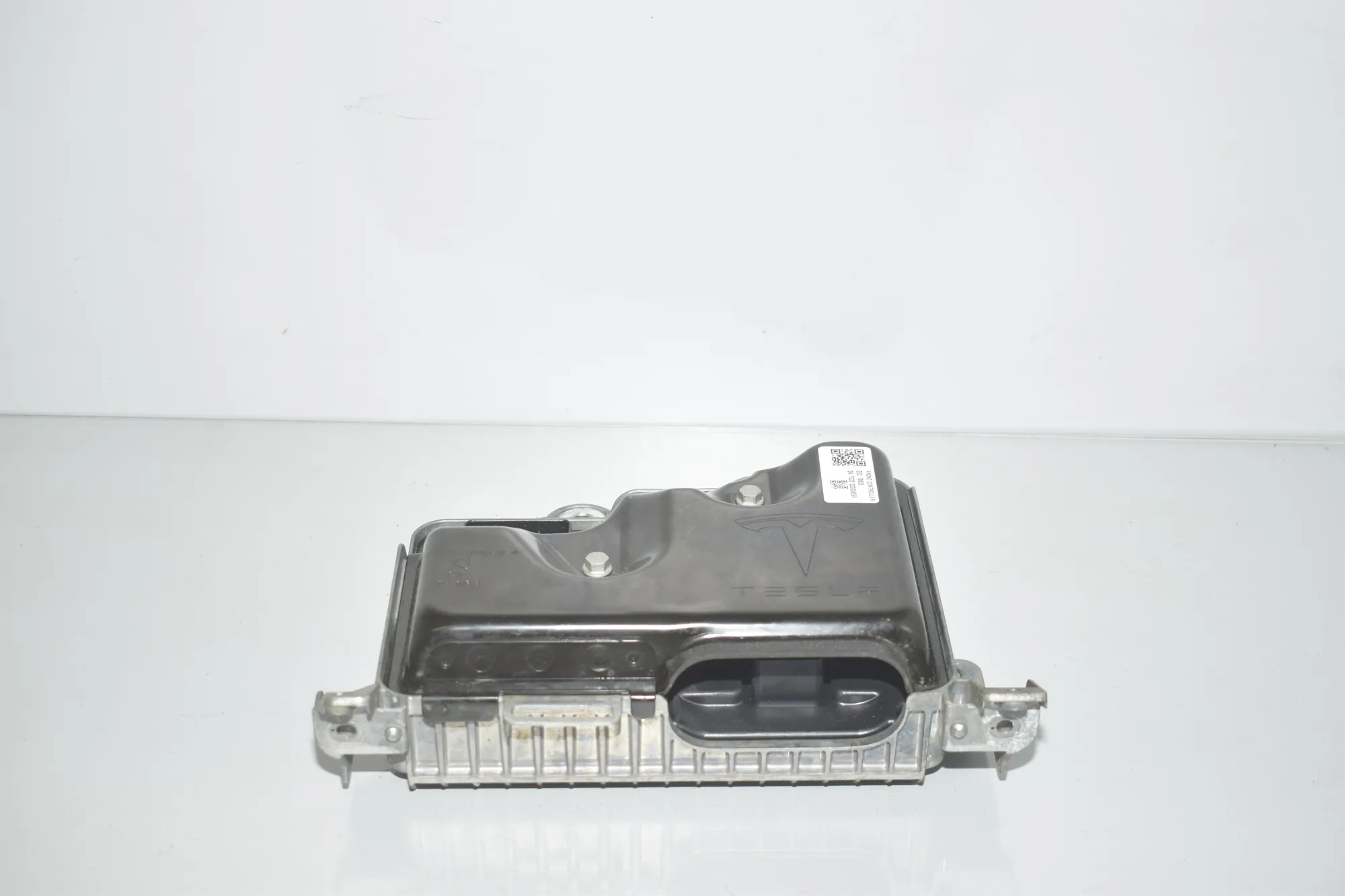 Other Control Units – OEM 1497319-00-E · TESLA MODEL 3 (2018 - -) EV 2021
