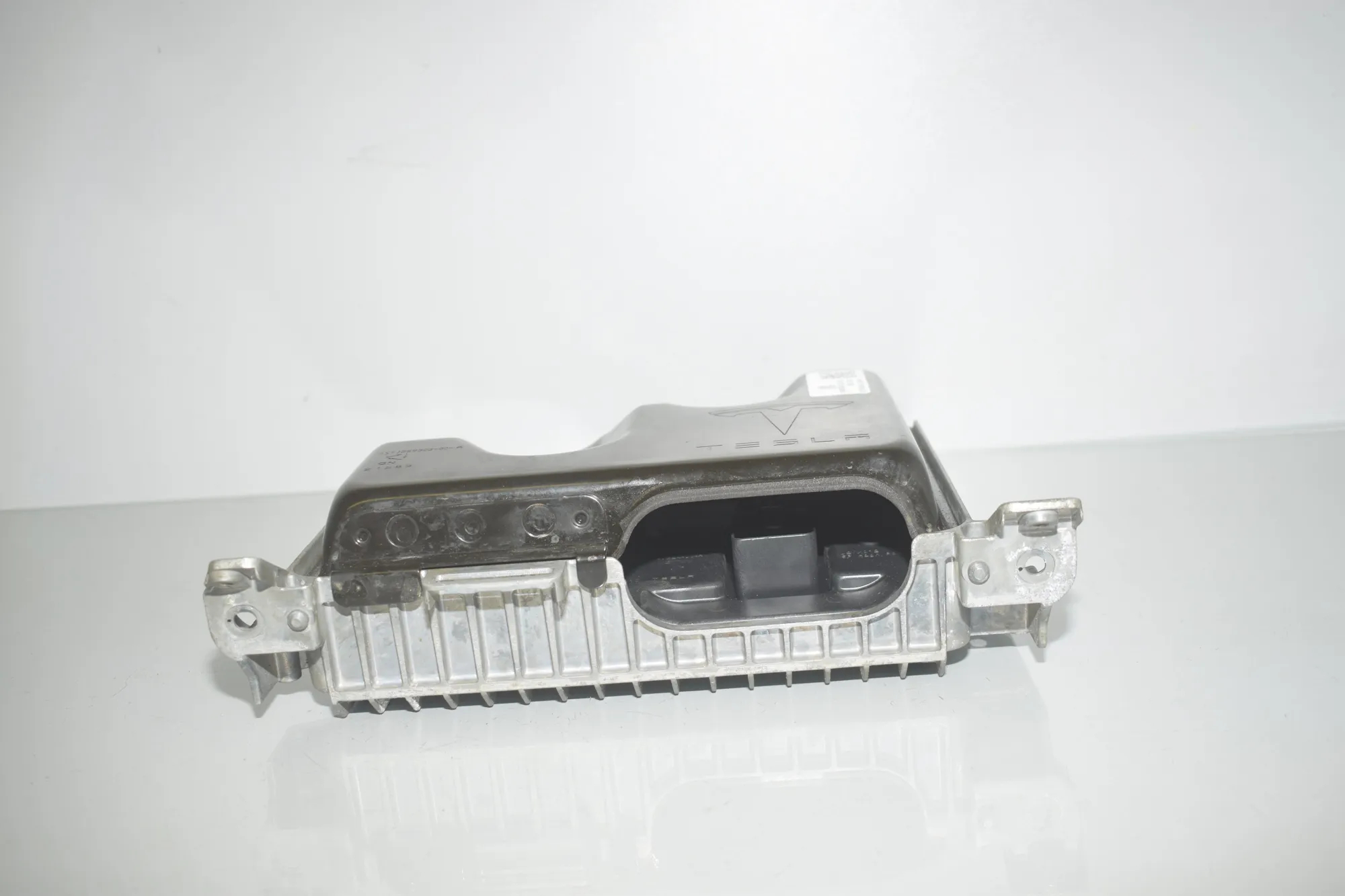 Other Control Units – OEM 1497319-00-E · TESLA MODEL 3 (2018 - -) EV 2021 – 2
