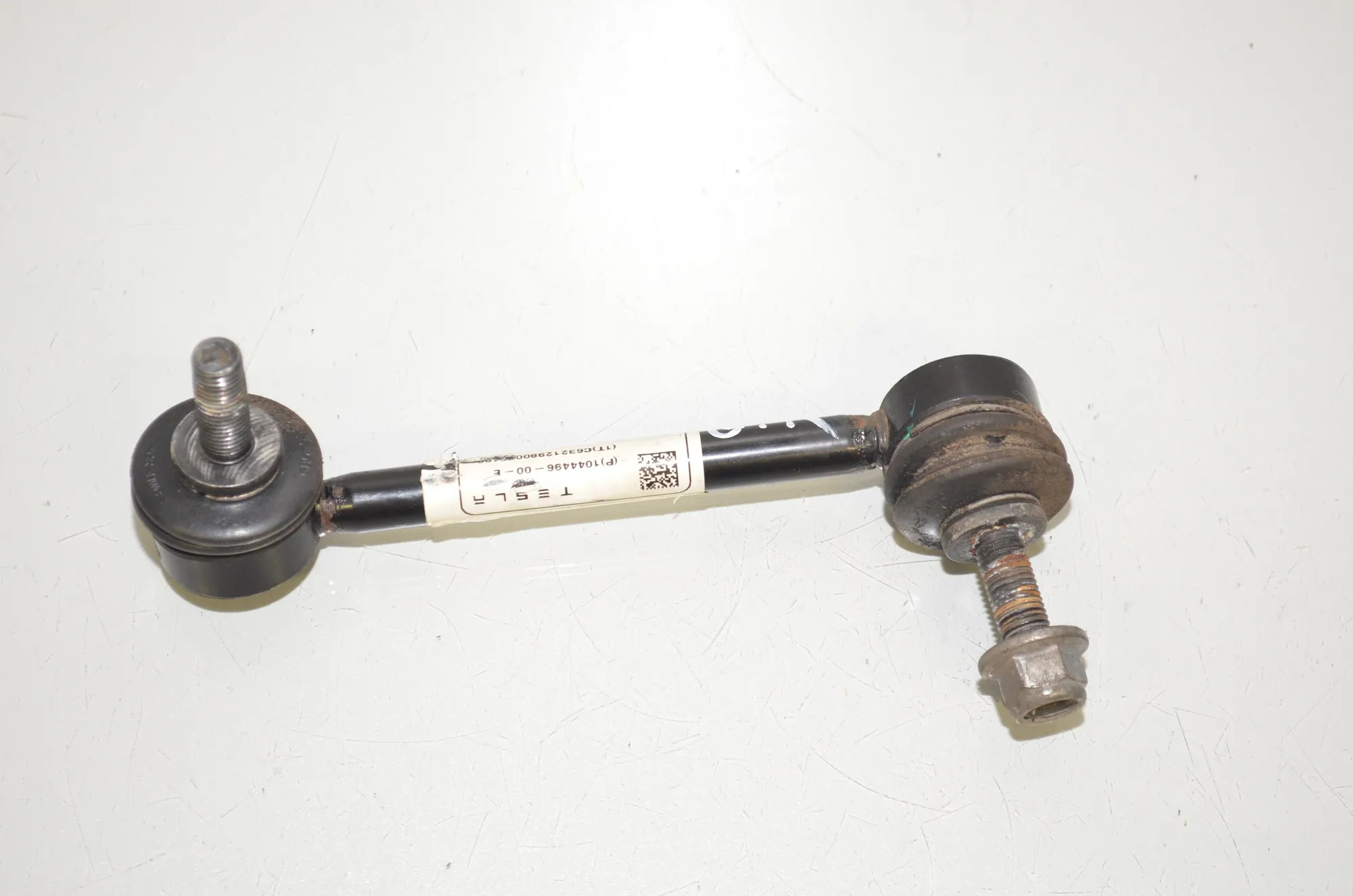 Rear Right Stabilizer Link – OEM 1044496-00-E · TESLA MODEL 3 (2018 - -) EV 2021 – 2