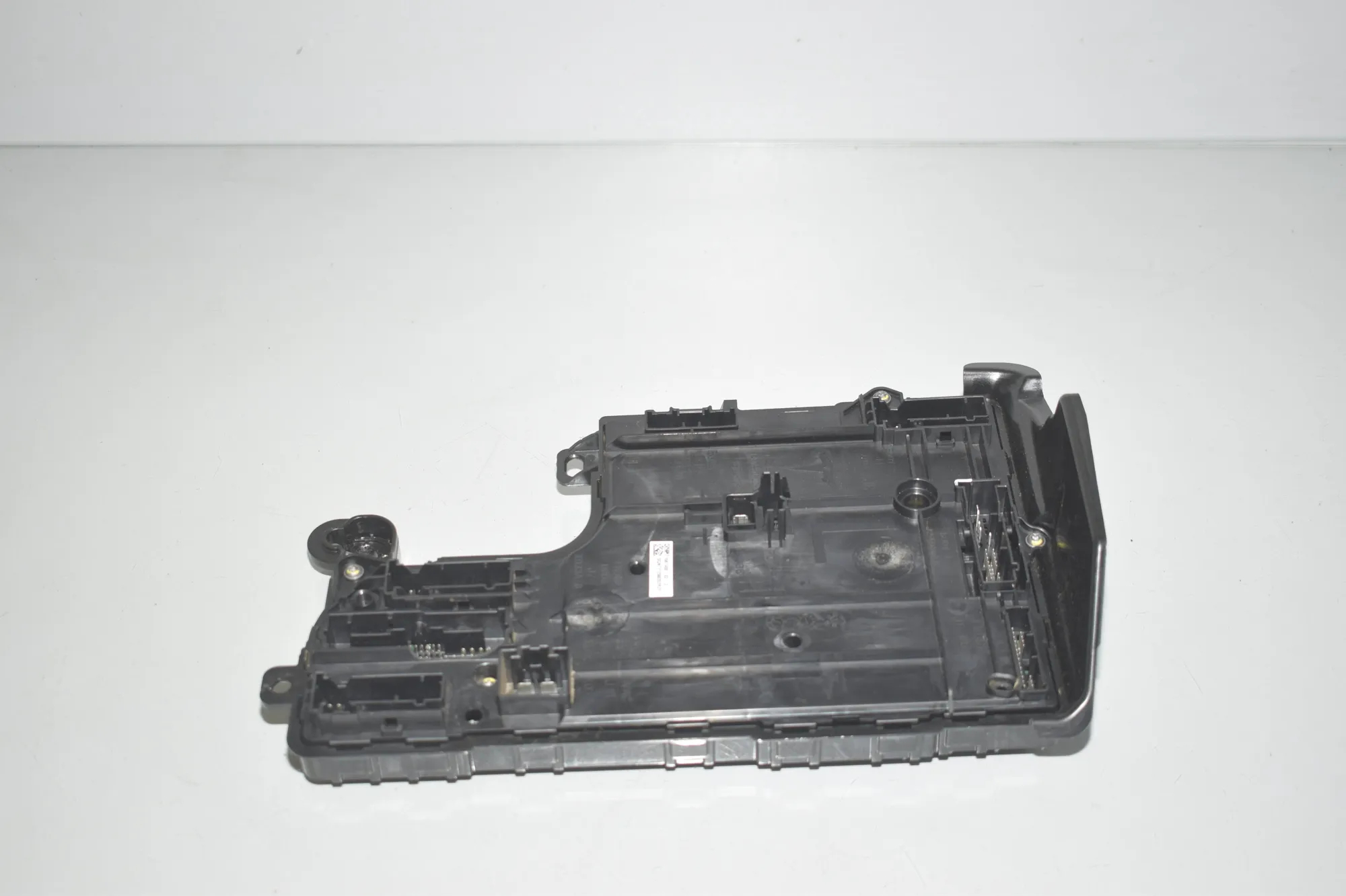 Comfort Control Unit – OEM 1078673-99-H · TESLA MODEL 3 (2018 - -) EV 2021 – 3