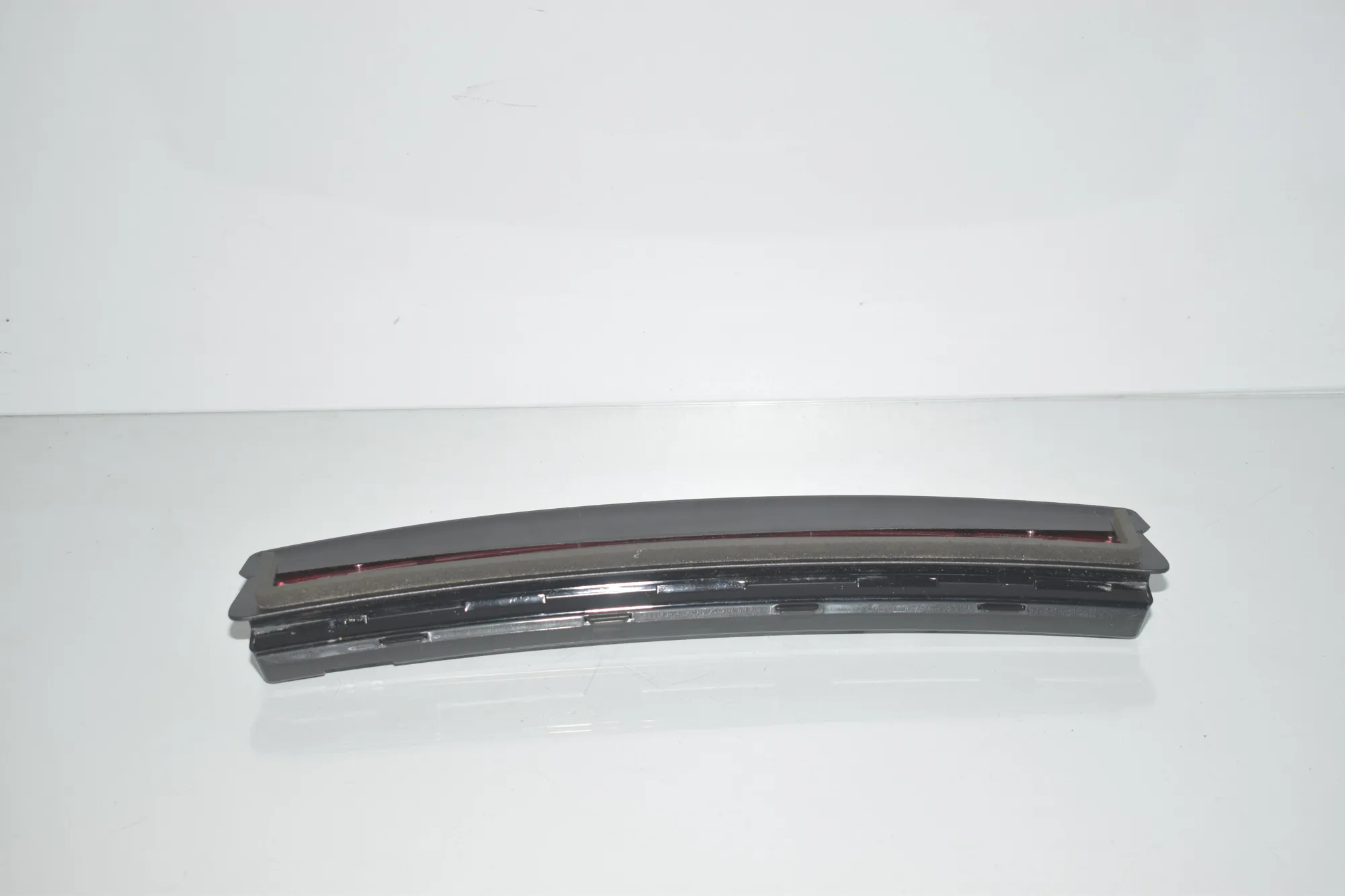 Rear Third Brake Stop Light – OEM 1615202-00A · TESLA MODEL 3 (2018 - -) EV 2021 – 3