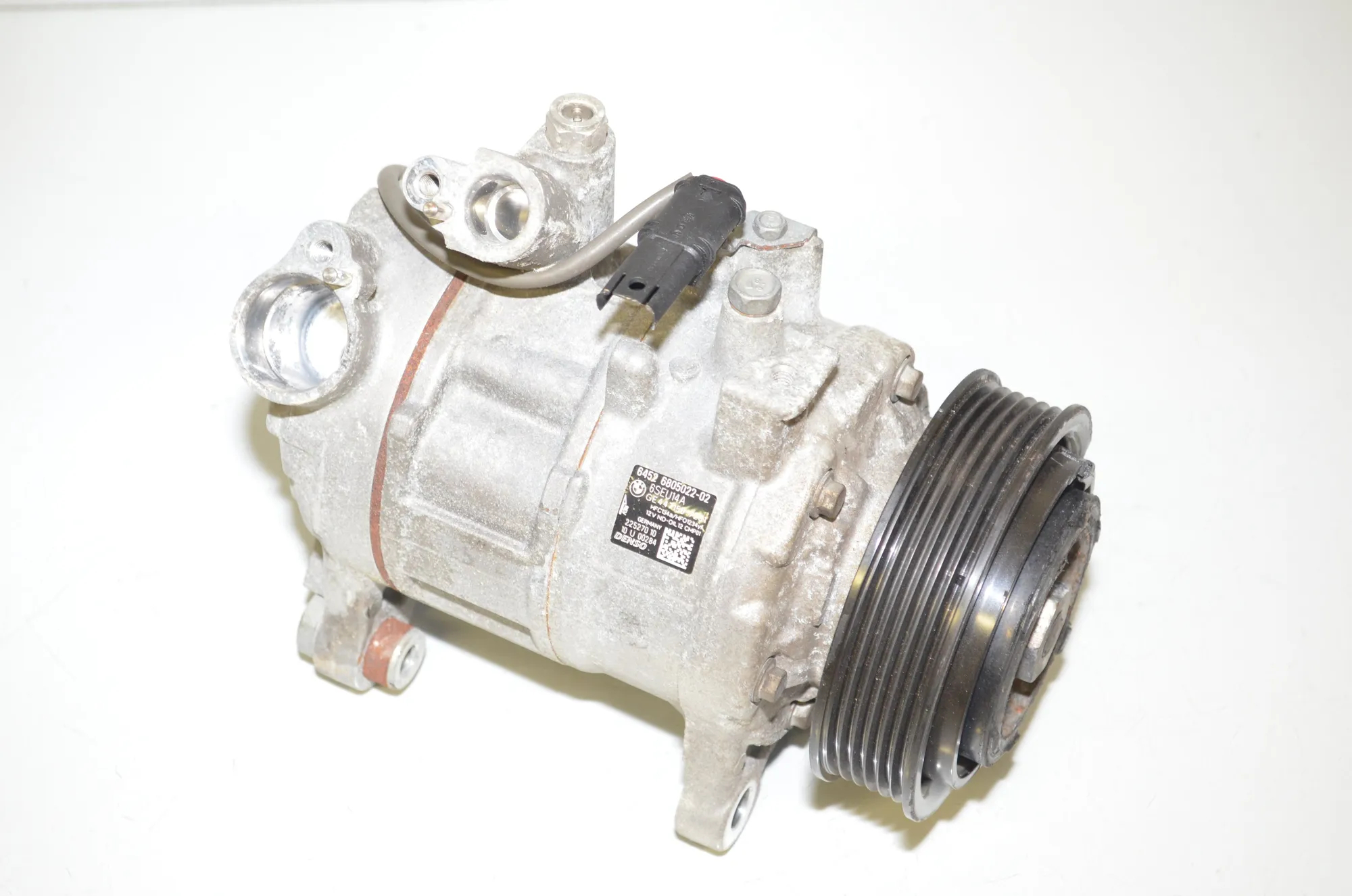 Air Condition A/C Pump – OEM 6805022 · BMW 4 Gran Coupe (F36) 430 d 2017