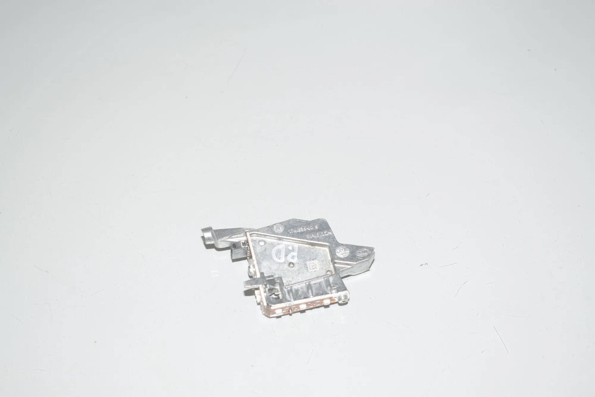 LED Lights Control Unit – OEM 174335-02 · BMW 5 Touring (F11) 530 d 2013 – 3