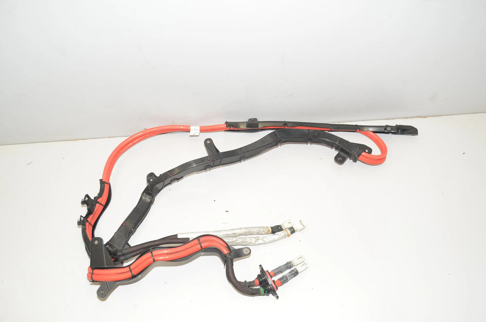 Positive Battery Cable – OEM 8707319 · BMW 3 Touring (G21) (2019 - -) 330 e Plug-in-Hybrid 2020 – 4