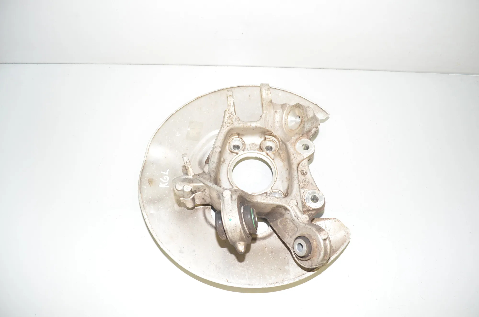 Rear Left Wheel Hub Spindle – OEM 6898479 · BMW 3 Touring (G21) (2019 - -) 330 e Plug-in-Hybrid 2020 – 3