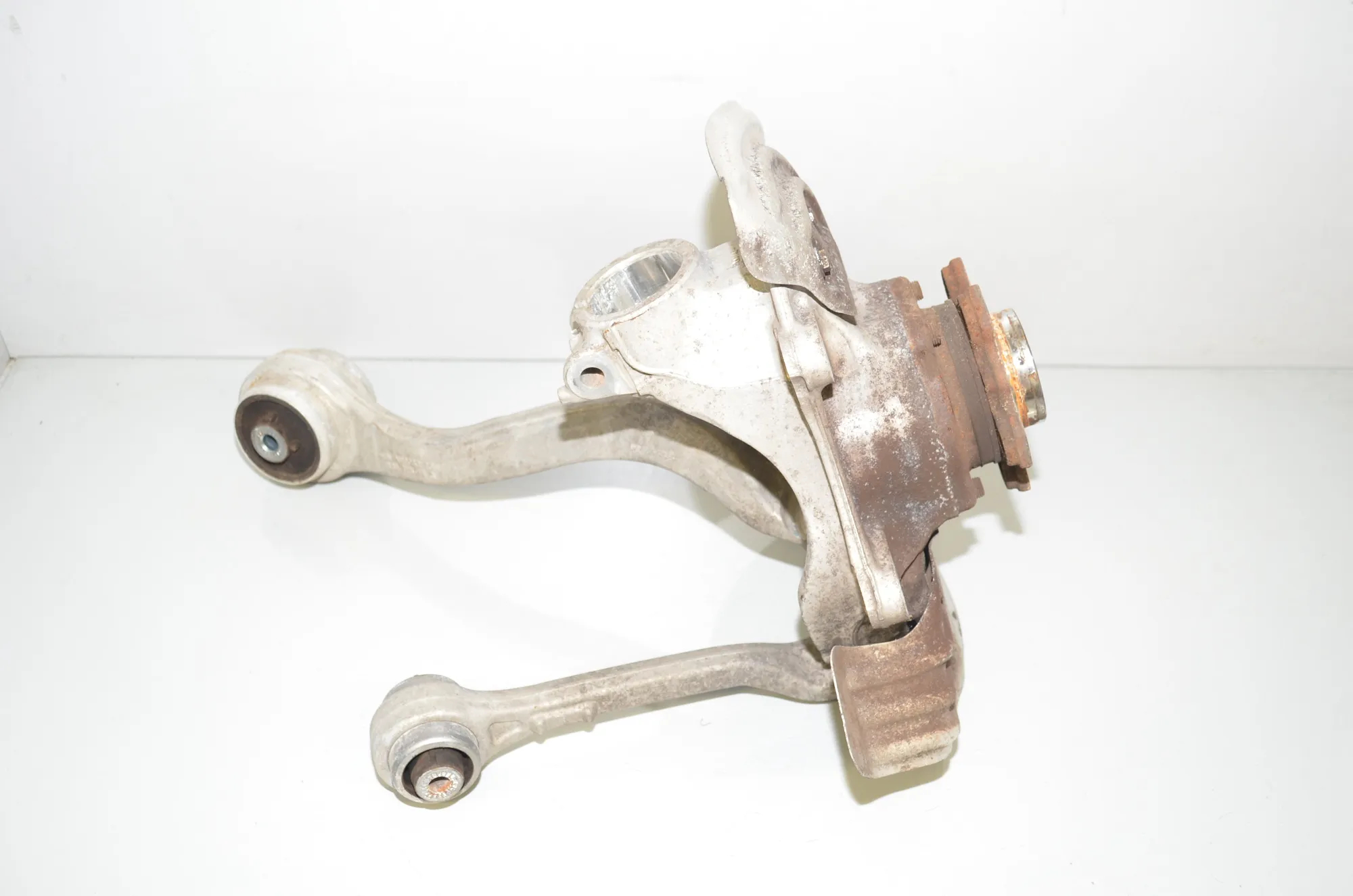 Front Right Wheel Hub – OEM 6878610 · BMW 3 Touring (G21) (2019 - -) 330 e Plug-in-Hybrid 2020 – 2