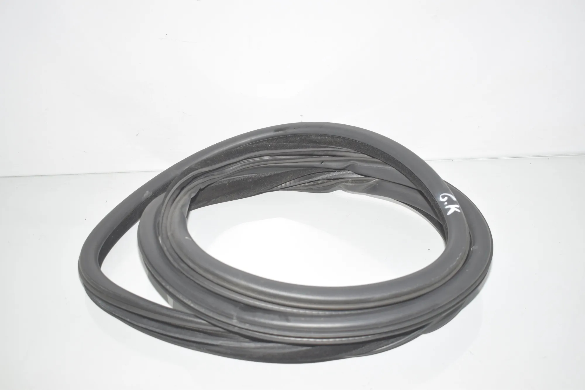 Rear Left Door Seal Rubber – OEM 7199770 · BMW 5 Touring (F11) 530 d 2013 – 2