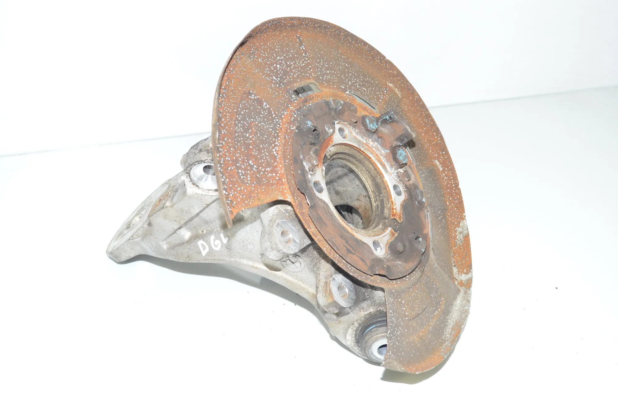 Rear Right Wheel Hub – OEM 6877218 · BMW X5 (F15, F85) M 50 d 2017