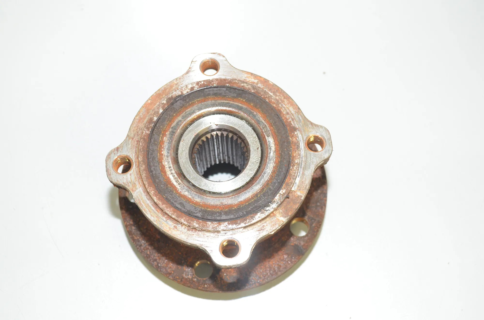 Rear Left Wheel Bearing – OEM 6867811 · BMW X5 (F15, F85) M 50 d 2017 – 3