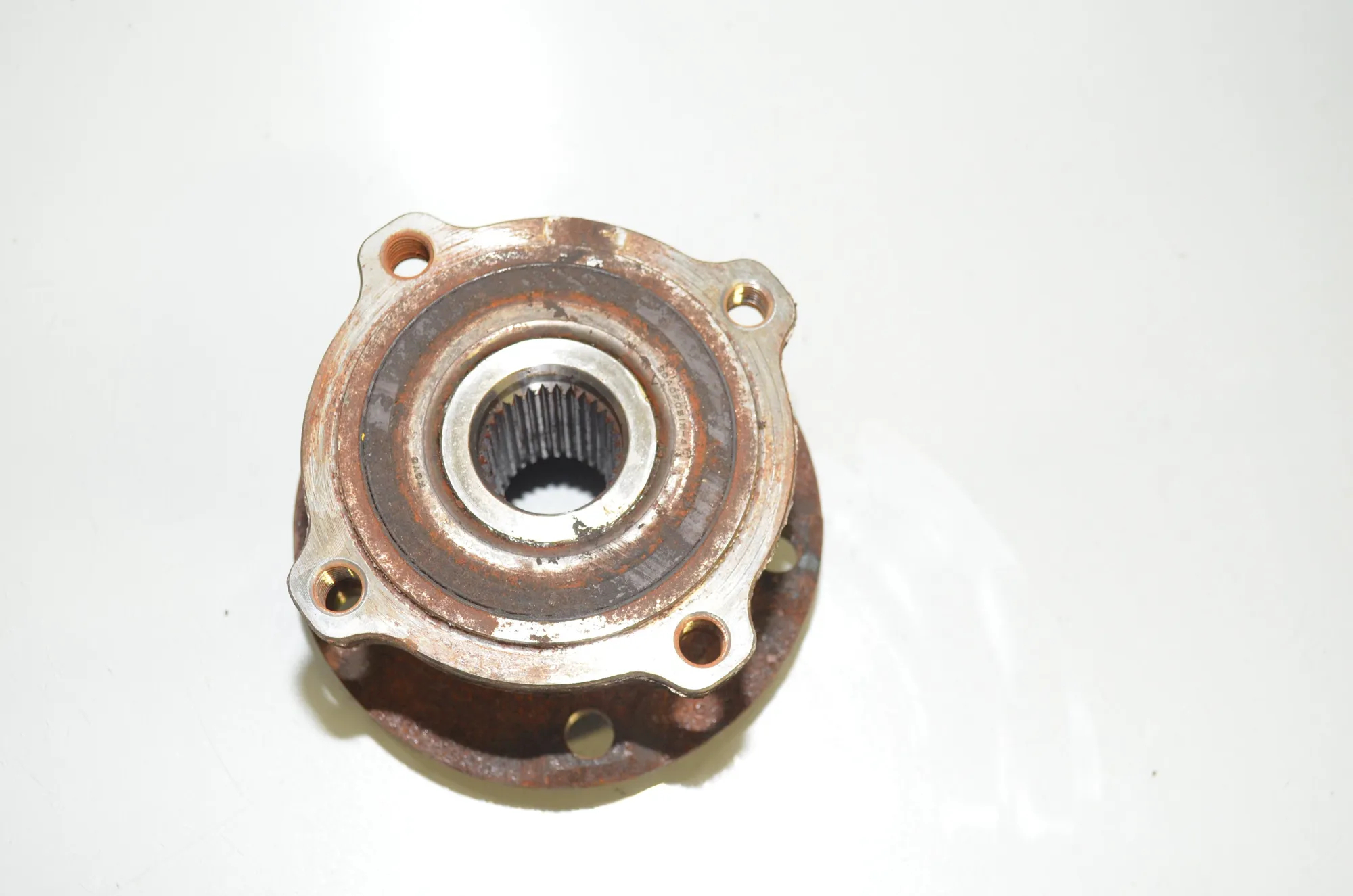 Rear Right Wheel Bearing – OEM 6867811 · BMW X5 (F15, F85) M 50 d 2017 – 3